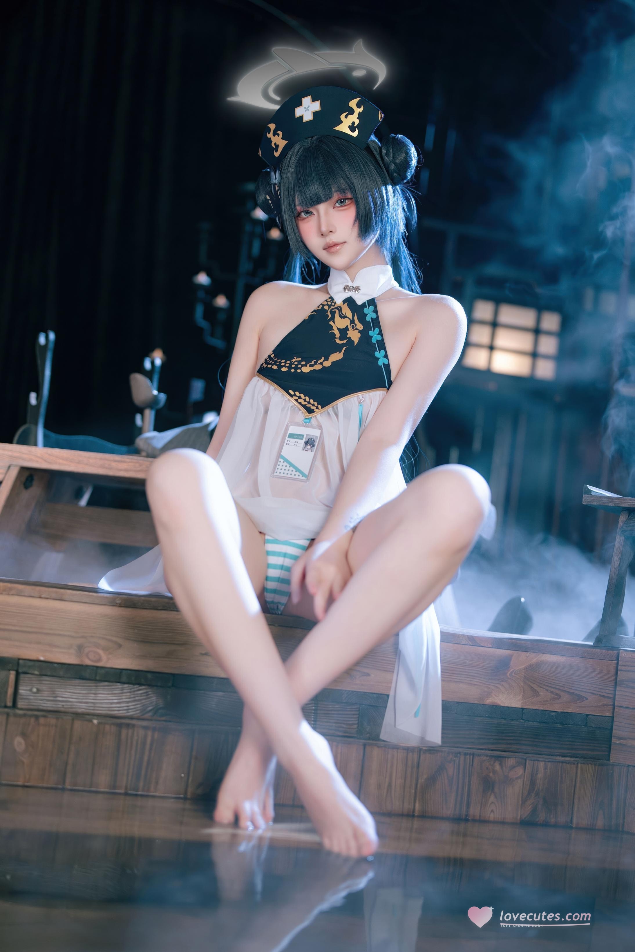 [cosplay] 屿魚 - 蔚藍檔案 妃咲同人護士：護士裝美腿翹臀還原 65P