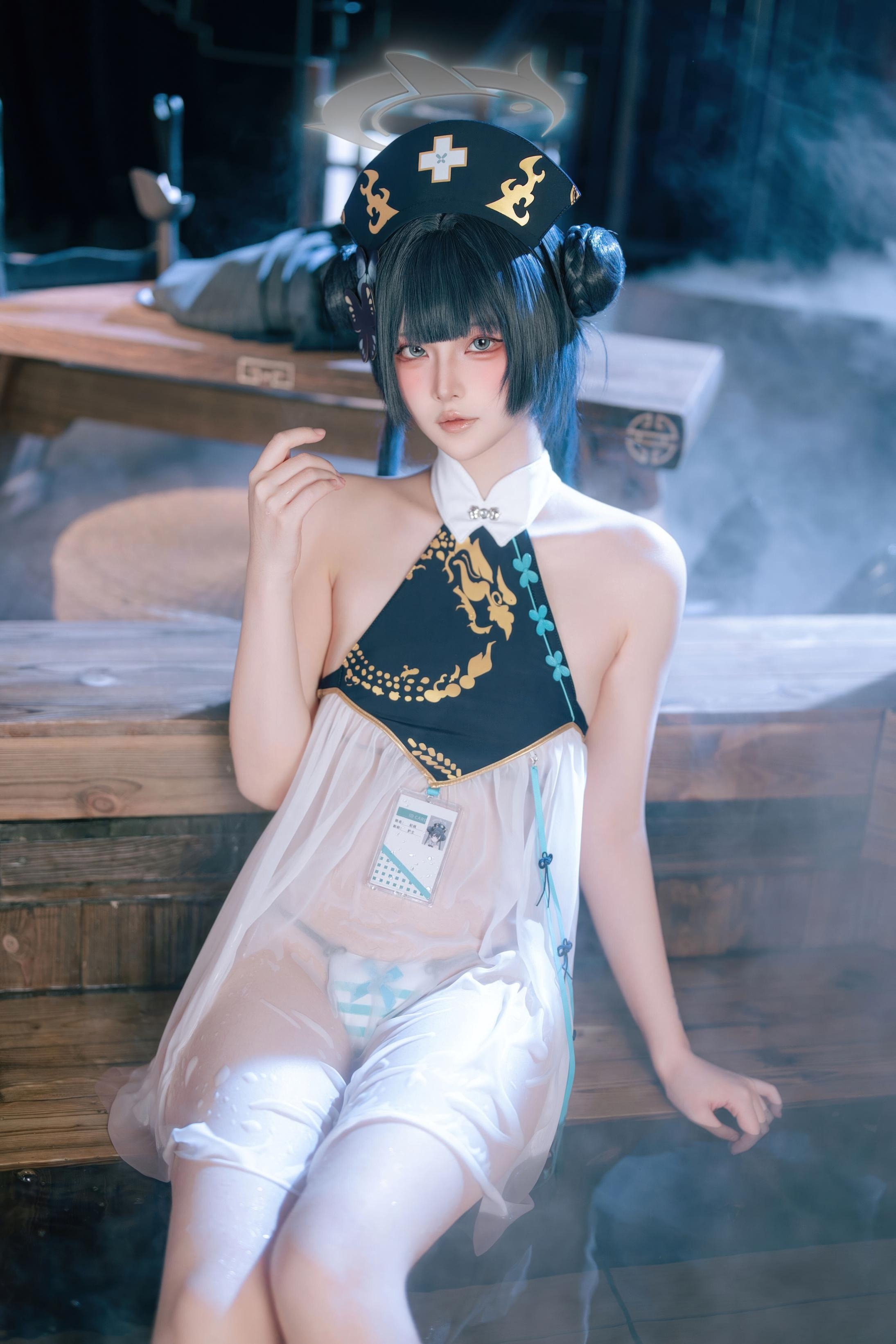 [cosplay] 屿魚 - 蔚藍檔案 妃咲同人護士：護士裝美腿翹臀還原 65P