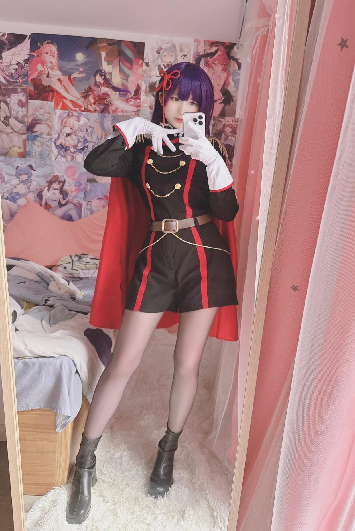 [cosplay] 习呆呆 - 山城恋：ชุดเครื่องแบบสีดำแดงเผยจุดไวลียดกับการถ่ายทอดบทบาทแบบจัดเต็ม 22P1V