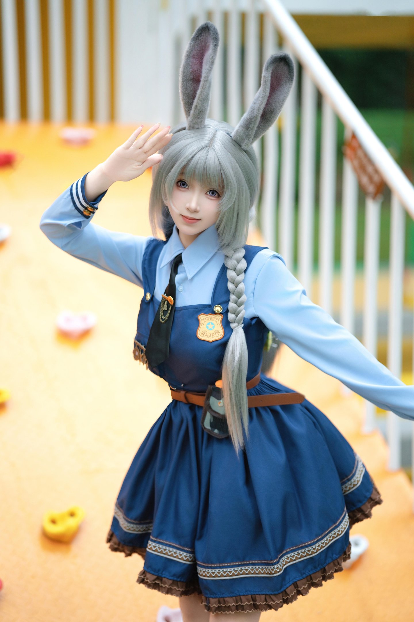 [cosplay] Bangni邦尼 - ตำรวจสาวกระต่าย: ยูนิฟอร์มสีน้ำเงิน หูกระต่าย ขาสูง ผูกเชือก เซ็ตจัดเต็ม 72P8V