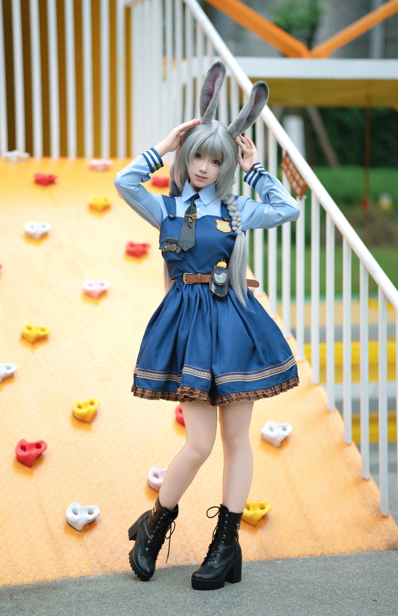 [cosplay] Bangni邦尼 - ตำรวจสาวกระต่าย: ยูนิฟอร์มสีน้ำเงิน หูกระต่าย ขาสูง ผูกเชือก เซ็ตจัดเต็ม 72P8V
