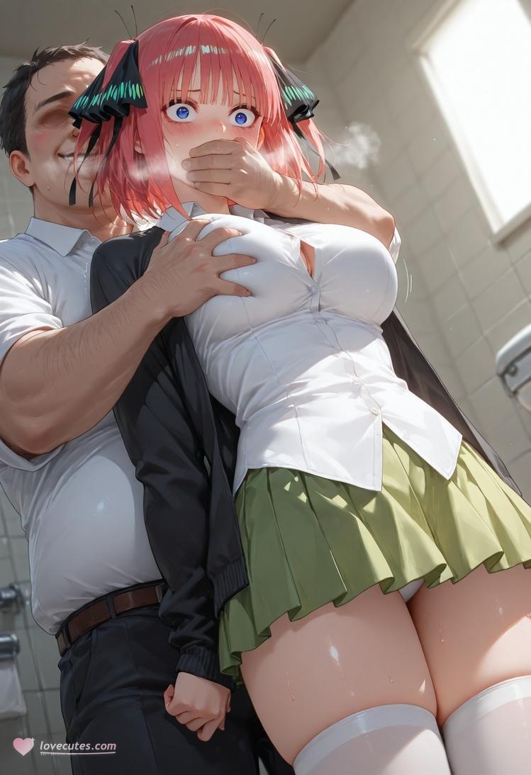 AI生成的動漫女孩 - 五等分的新娘 中野二乃 痴漢列車：蕾絲內衣學生裝 325P