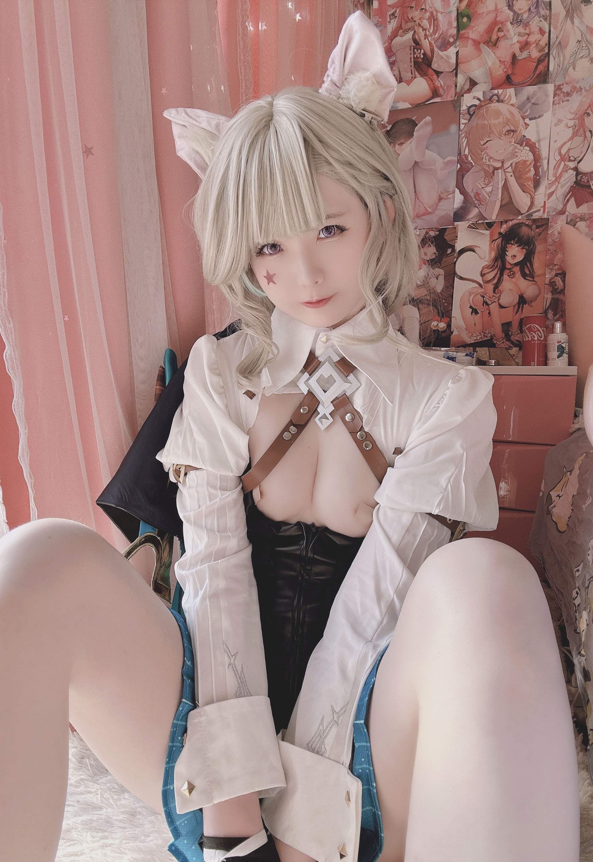 [cosplay] 习呆呆 - 原神 琳妮特：黑丝猫耳露点大尺度还原 22P2V