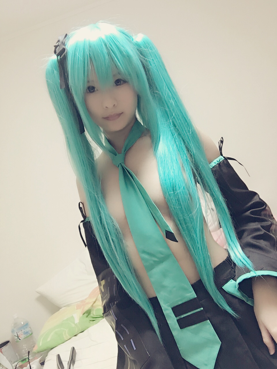 [cosplay] 習呆呆 - 初音未来：青緑のツインテール、露点、黒ストッキングの誘惑 31P2V
