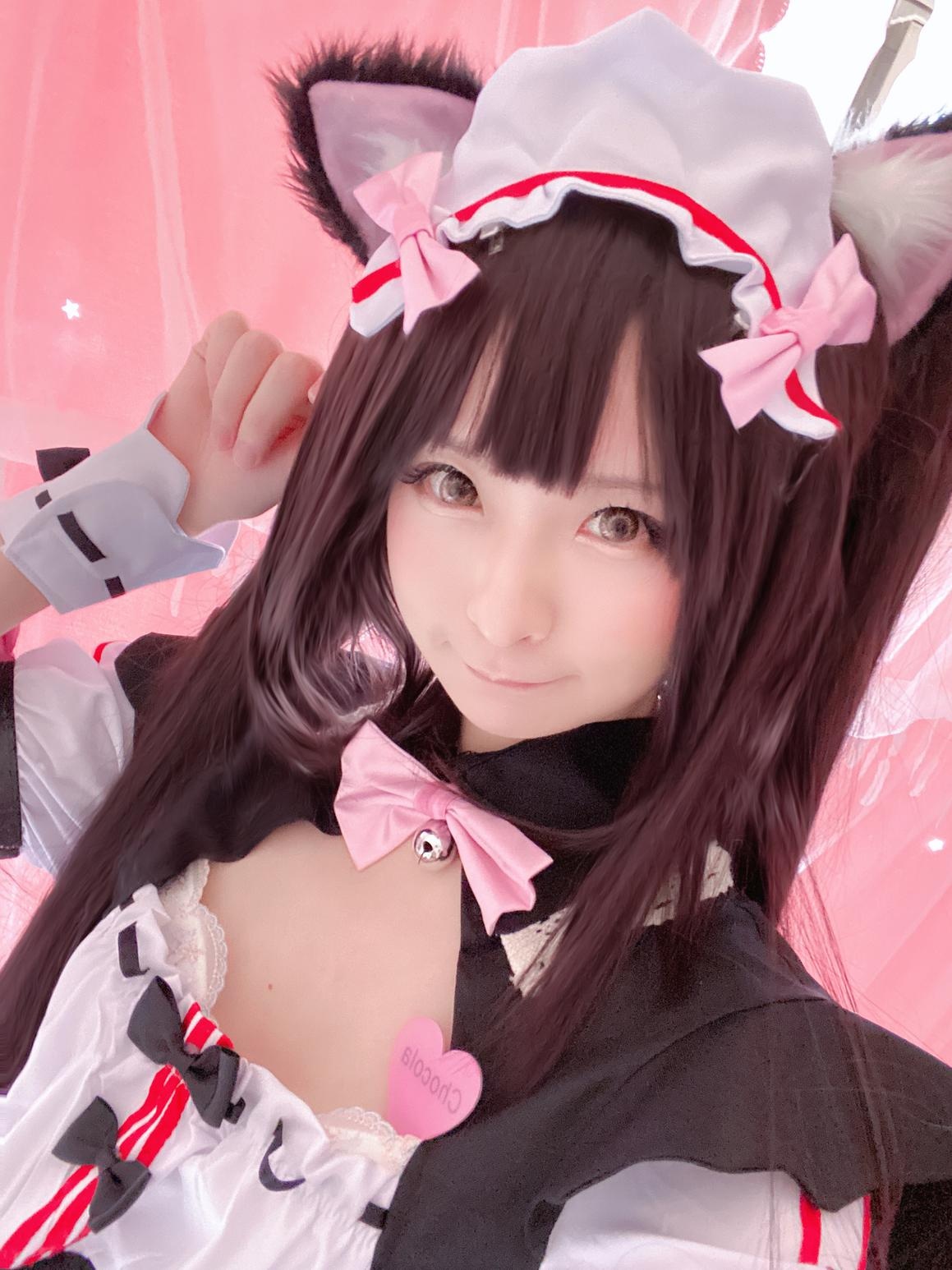 [cosplay] 习呆呆 - ช็อกโกแลตเหมียวสาว: หูแมวเมด ถุงน่องดำ ถ่ายเซลฟี่เปลือย 34P2V