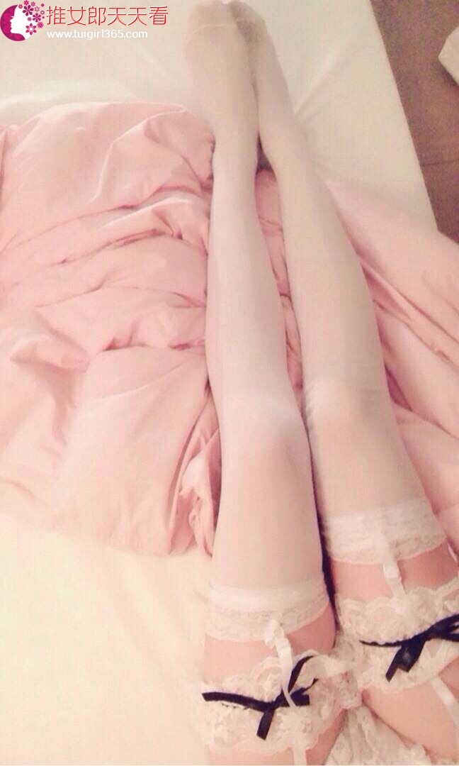 [Private] Xi Daidai - Maid Theme: White Stockings Bed Shoot Nude Intimate Private Photos 34P1V