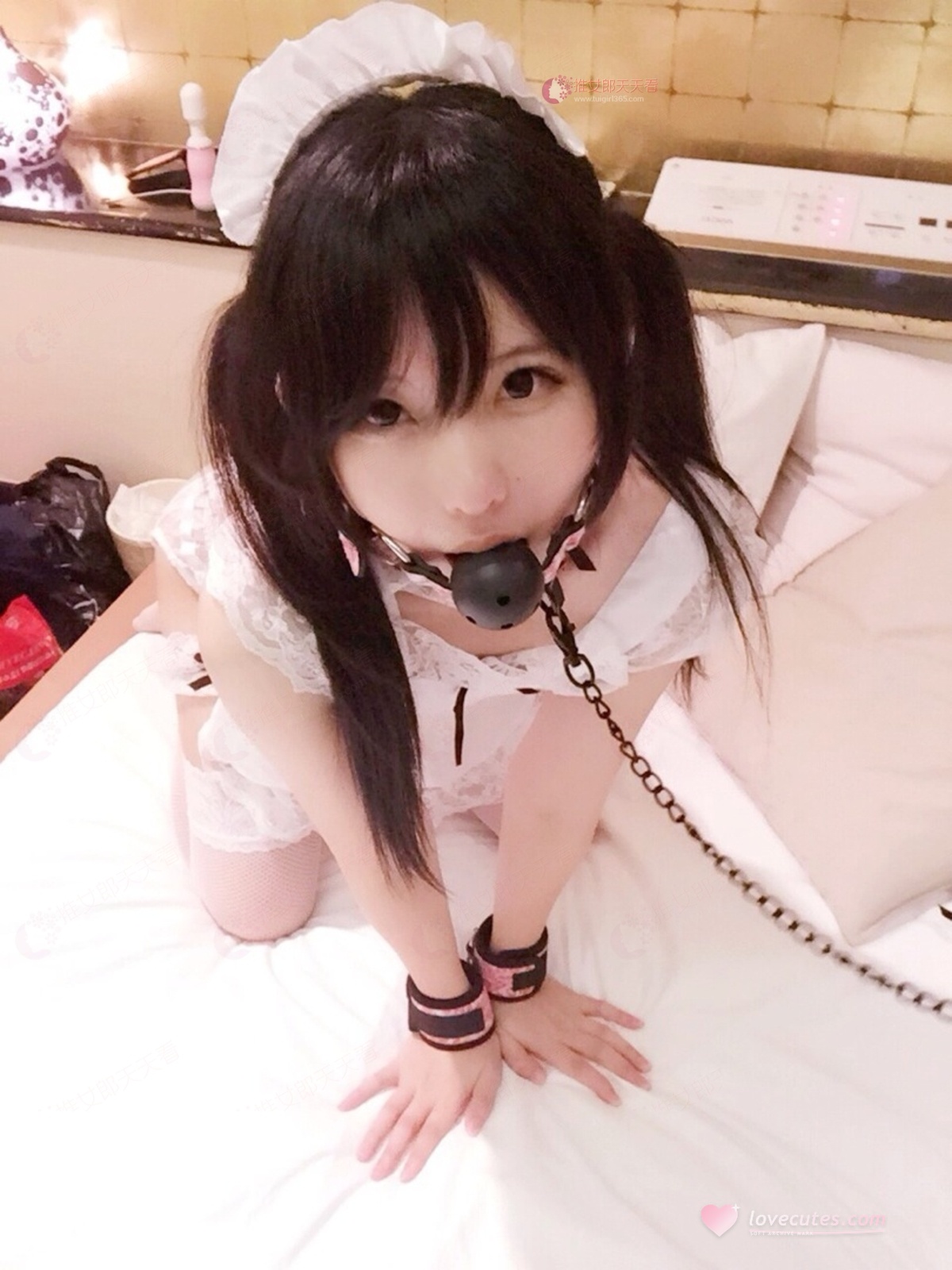 [私房] 习呆呆 - Chủ đề nữ hầu gái: chụp giường tất trắng lộ điểm nhạy cảm ảnh riêng tư 34P1V