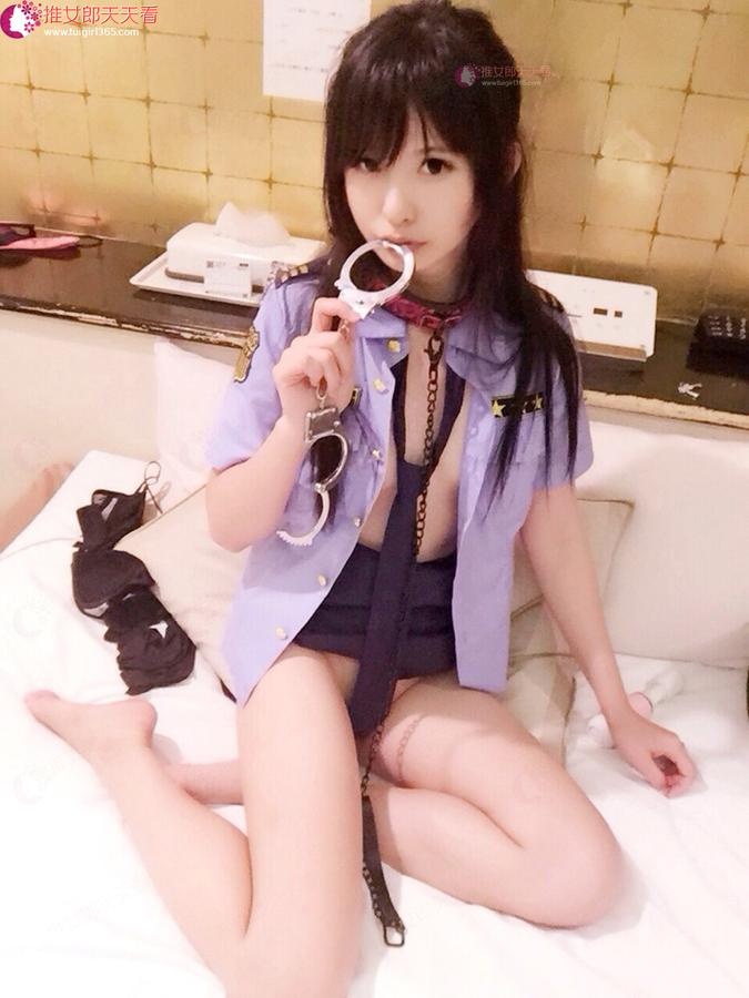 [私房] 习呆呆 - ธีมตำรวจหญิง: ชุดยูนิฟอร์มถุงน่องดำ ขาเรียวเซ็กซี่ ถ่ายส่วนตัว 30P3V