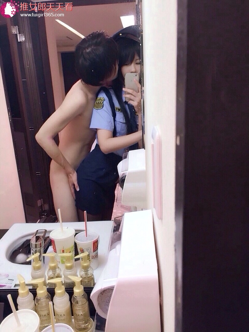 [私房] 习呆呆 - 女警主题：黑丝制服美腿情趣私拍 30P3V