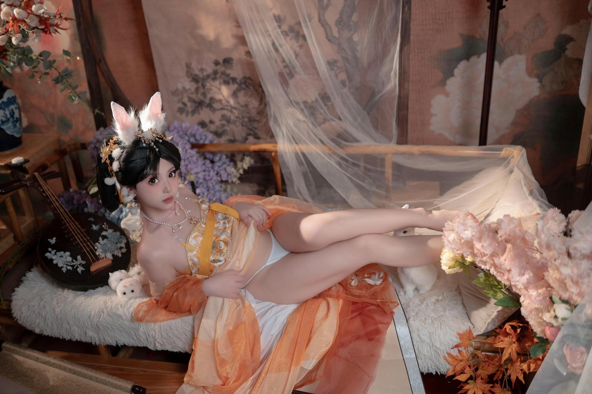[私房] Bangni邦尼 - เทศกาลไหว้พระจันทร์ กระต่ายหยก: กระโปรงผ้าชีฟองสีส้ม หูกระต่าย ชุดเซ็ตส่วนตัวเทศกาลไหว้พระจันทร์ ขาเรียวยาวโดดเด่น 88P7V