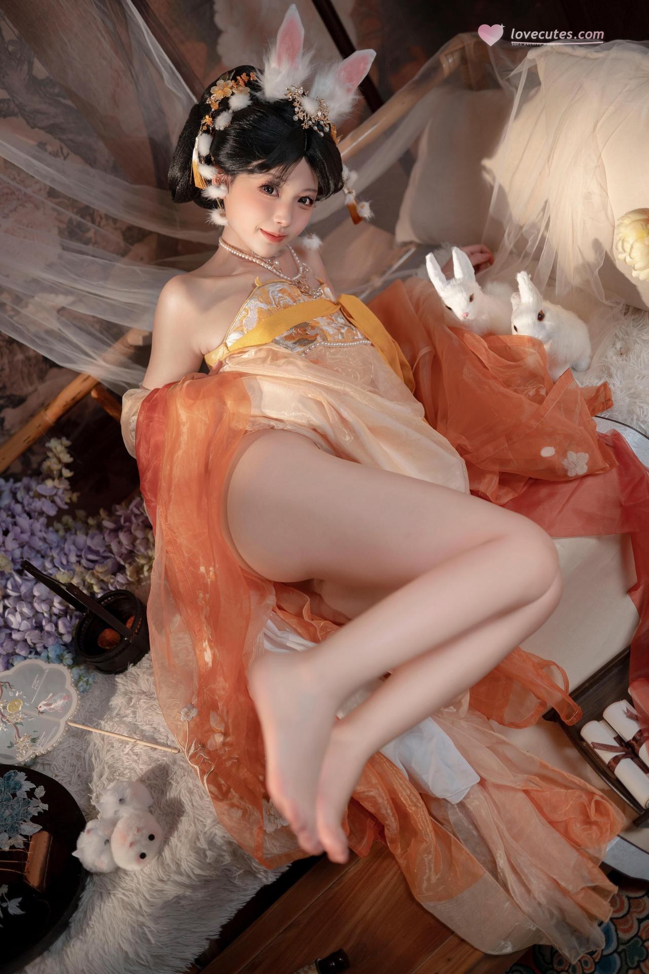 [私房] Bangni邦尼 - เทศกาลไหว้พระจันทร์ กระต่ายหยก: กระโปรงผ้าชีฟองสีส้ม หูกระต่าย ชุดเซ็ตส่วนตัวเทศกาลไหว้พระจันทร์ ขาเรียวยาวโดดเด่น 88P7V