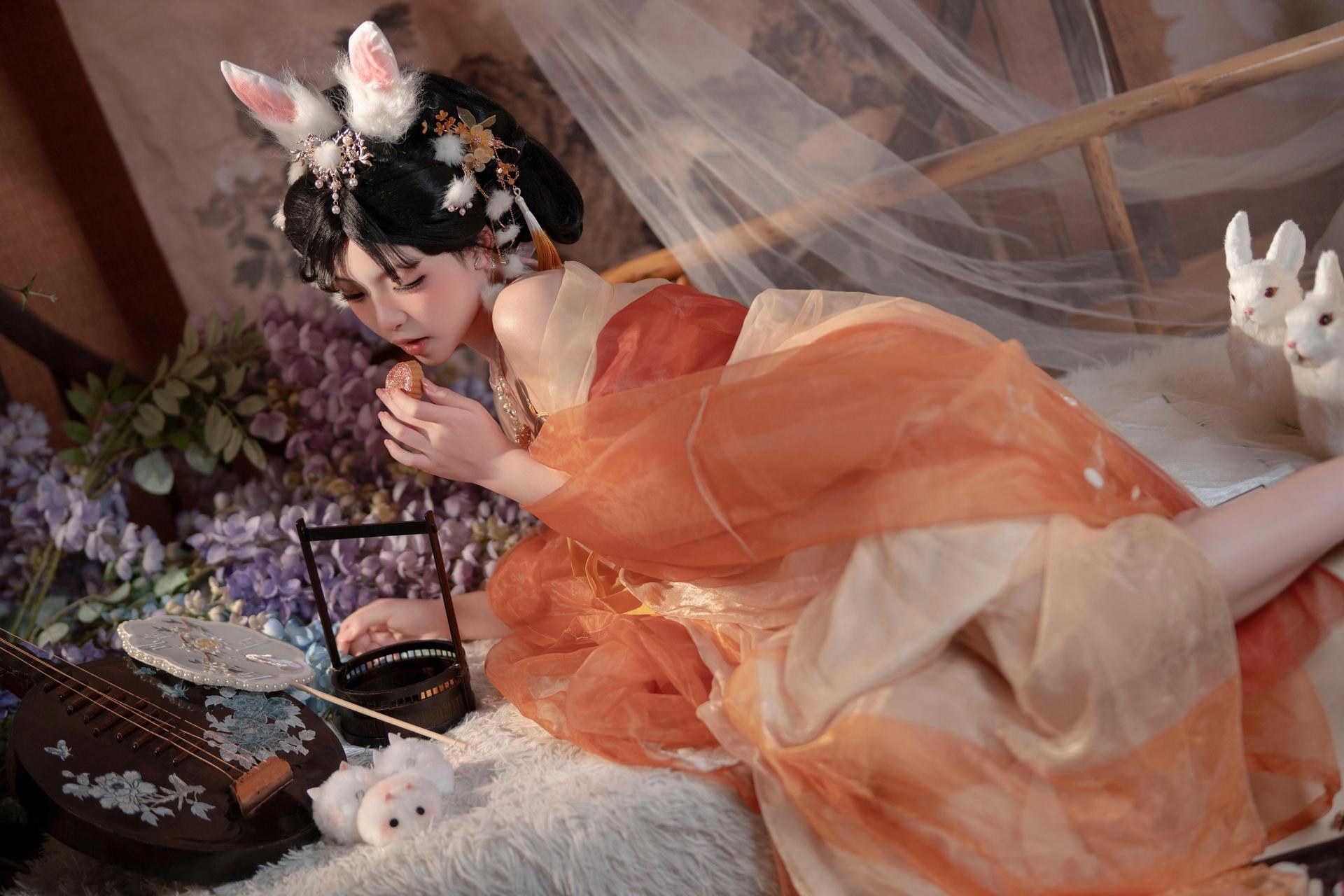 [私房] Bangni邦尼 - เทศกาลไหว้พระจันทร์ กระต่ายหยก: กระโปรงผ้าชีฟองสีส้ม หูกระต่าย ชุดเซ็ตส่วนตัวเทศกาลไหว้พระจันทร์ ขาเรียวยาวโดดเด่น 88P7V