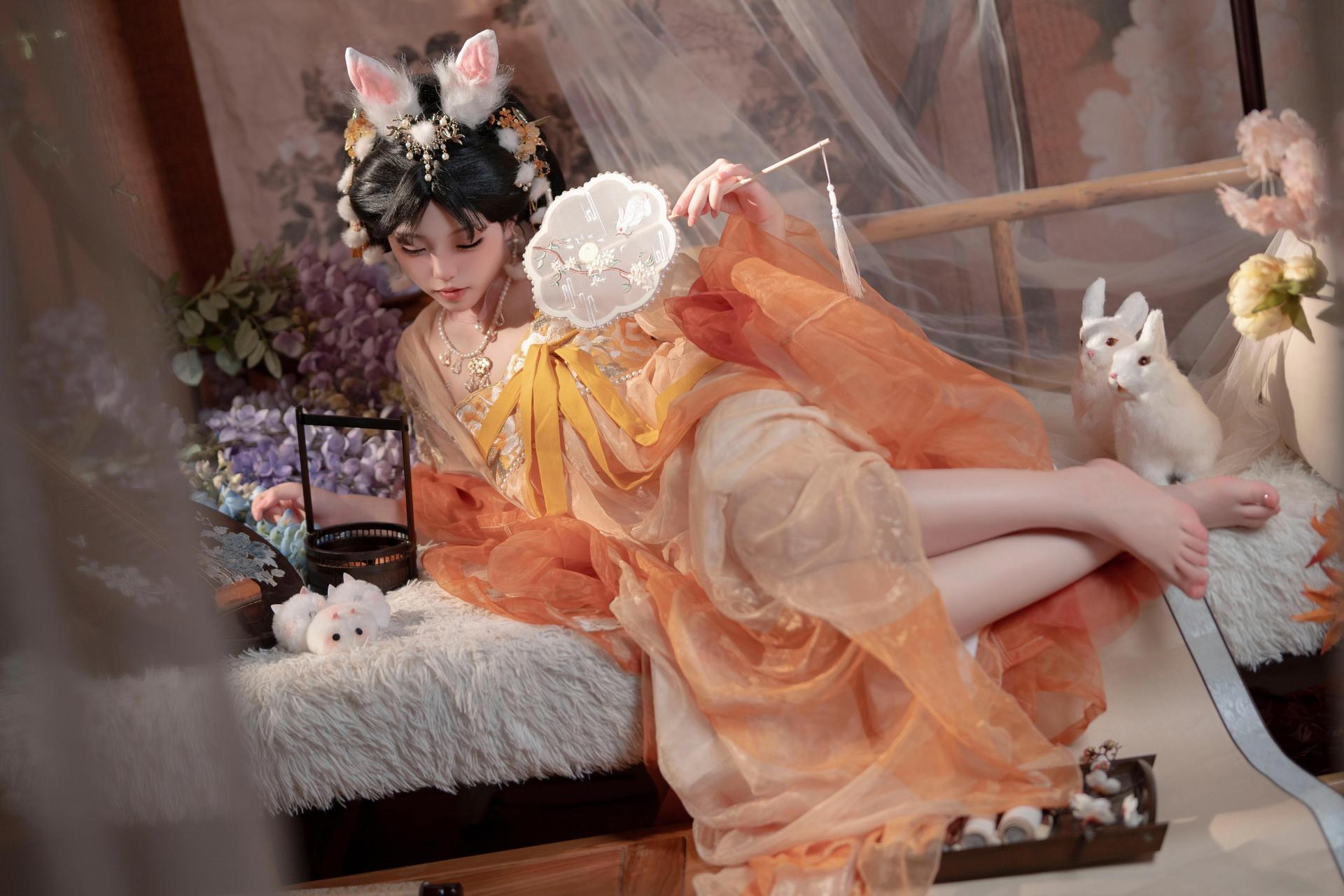 [私房] Bangni邦尼 - เทศกาลไหว้พระจันทร์ กระต่ายหยก: กระโปรงผ้าชีฟองสีส้ม หูกระต่าย ชุดเซ็ตส่วนตัวเทศกาลไหว้พระจันทร์ ขาเรียวยาวโดดเด่น 88P7V