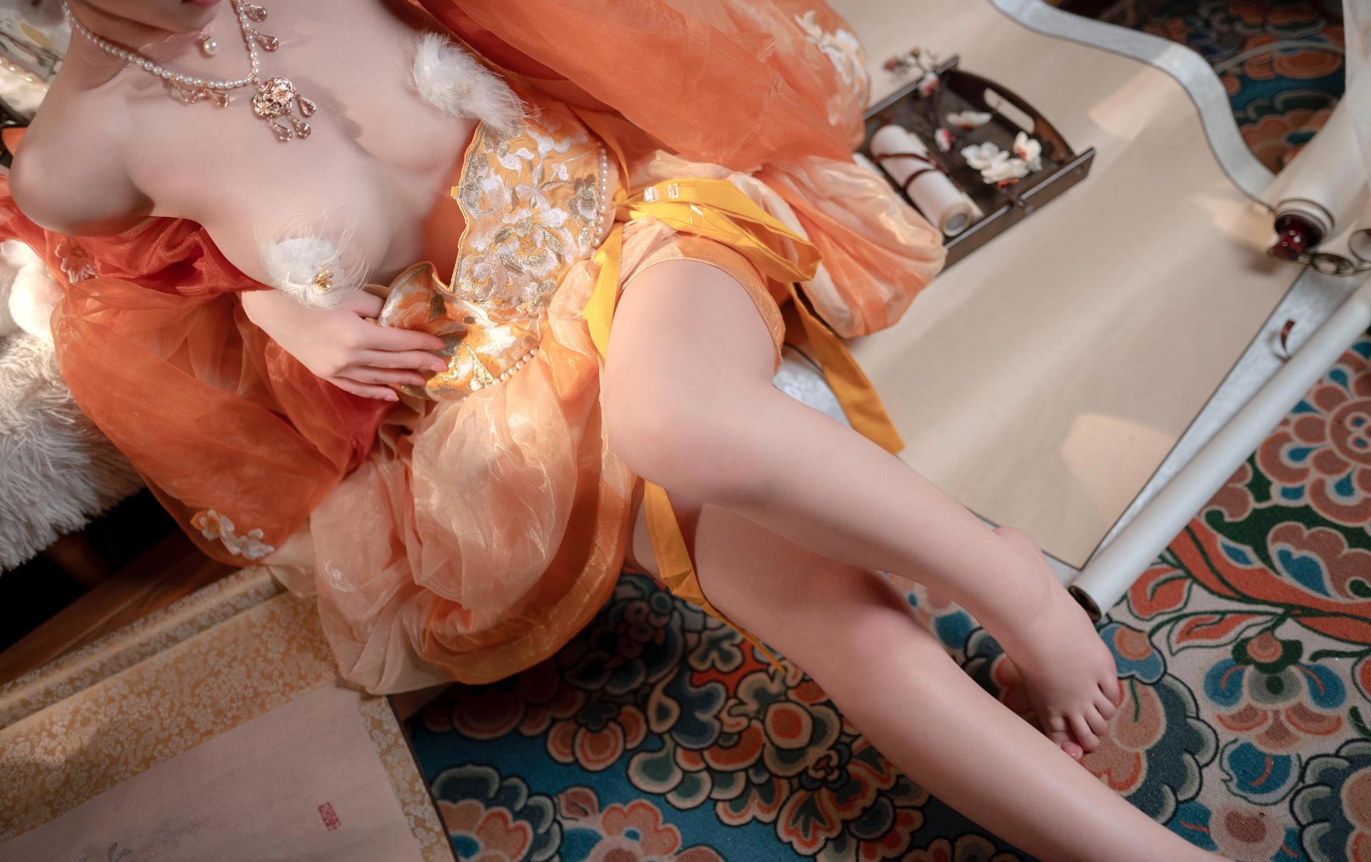 [私房] Bangni邦尼 - เทศกาลไหว้พระจันทร์ กระต่ายหยก: กระโปรงผ้าชีฟองสีส้ม หูกระต่าย ชุดเซ็ตส่วนตัวเทศกาลไหว้พระจันทร์ ขาเรียวยาวโดดเด่น 88P7V