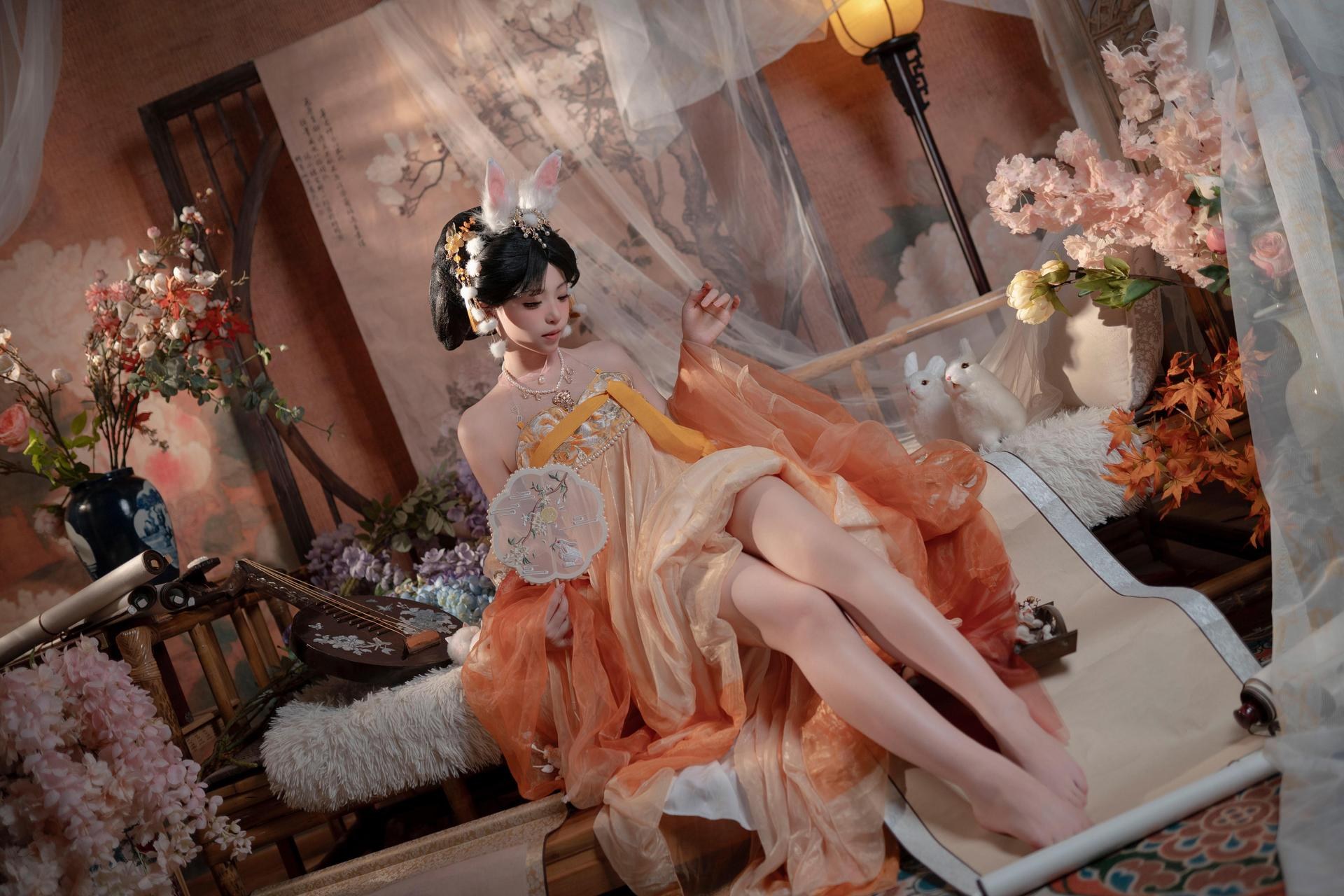 [私房] Bangni邦尼 - เทศกาลไหว้พระจันทร์ กระต่ายหยก: กระโปรงผ้าชีฟองสีส้ม หูกระต่าย ชุดเซ็ตส่วนตัวเทศกาลไหว้พระจันทร์ ขาเรียวยาวโดดเด่น 88P7V