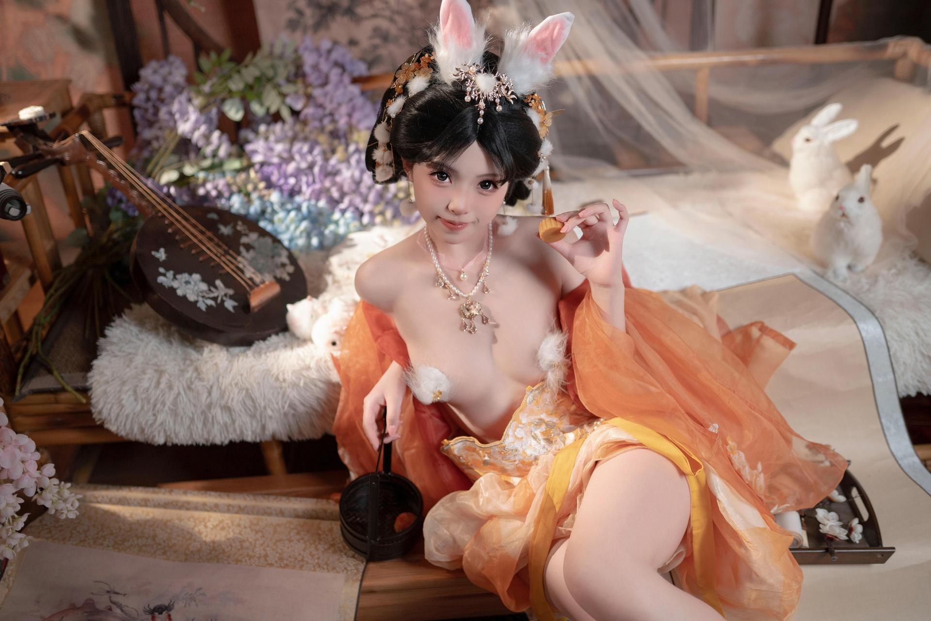 [私房] Bangni邦尼 - เทศกาลไหว้พระจันทร์ กระต่ายหยก: กระโปรงผ้าชีฟองสีส้ม หูกระต่าย ชุดเซ็ตส่วนตัวเทศกาลไหว้พระจันทร์ ขาเรียวยาวโดดเด่น 88P7V