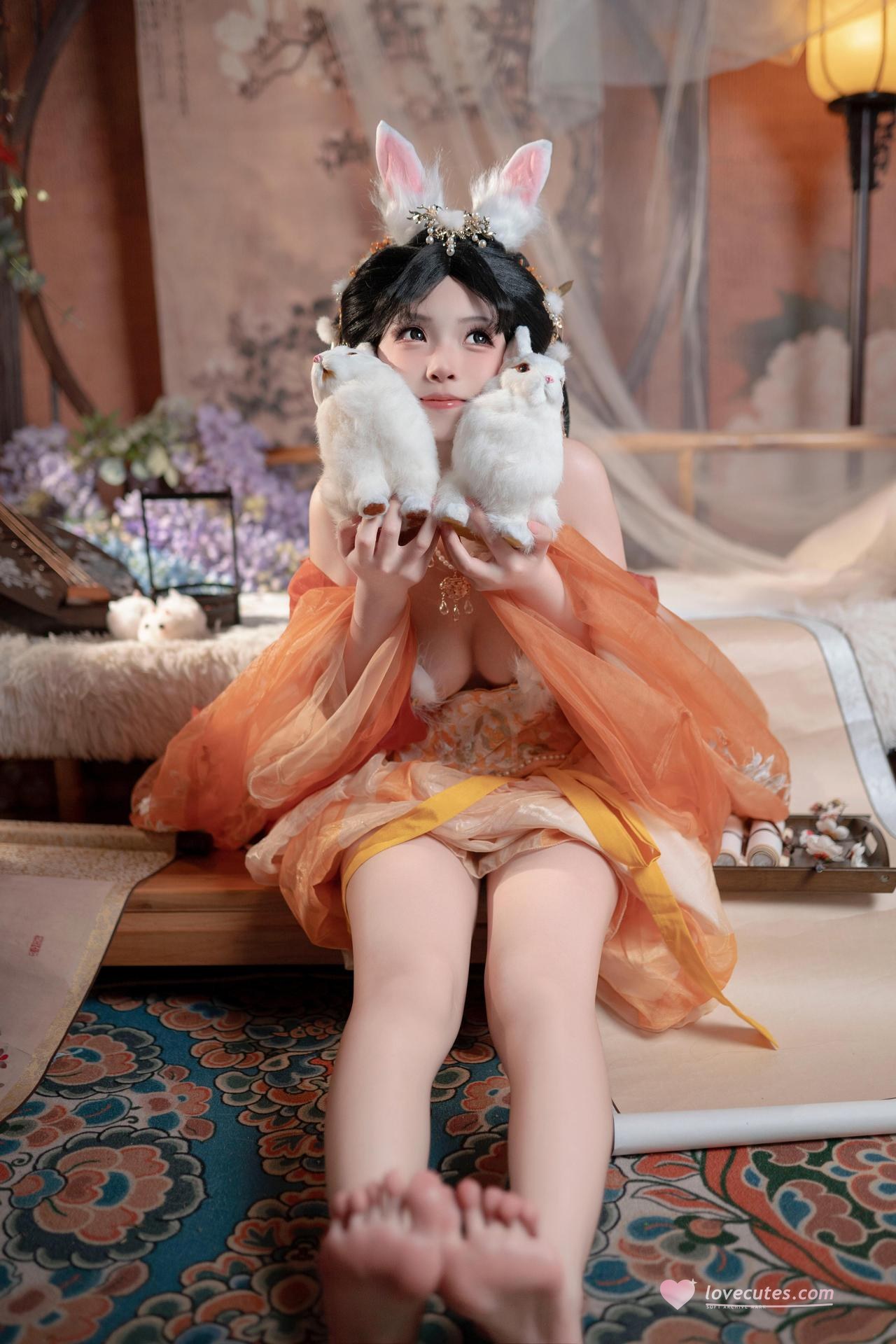 [私房] Bangni邦尼 - เทศกาลไหว้พระจันทร์ กระต่ายหยก: กระโปรงผ้าชีฟองสีส้ม หูกระต่าย ชุดเซ็ตส่วนตัวเทศกาลไหว้พระจันทร์ ขาเรียวยาวโดดเด่น 88P7V
