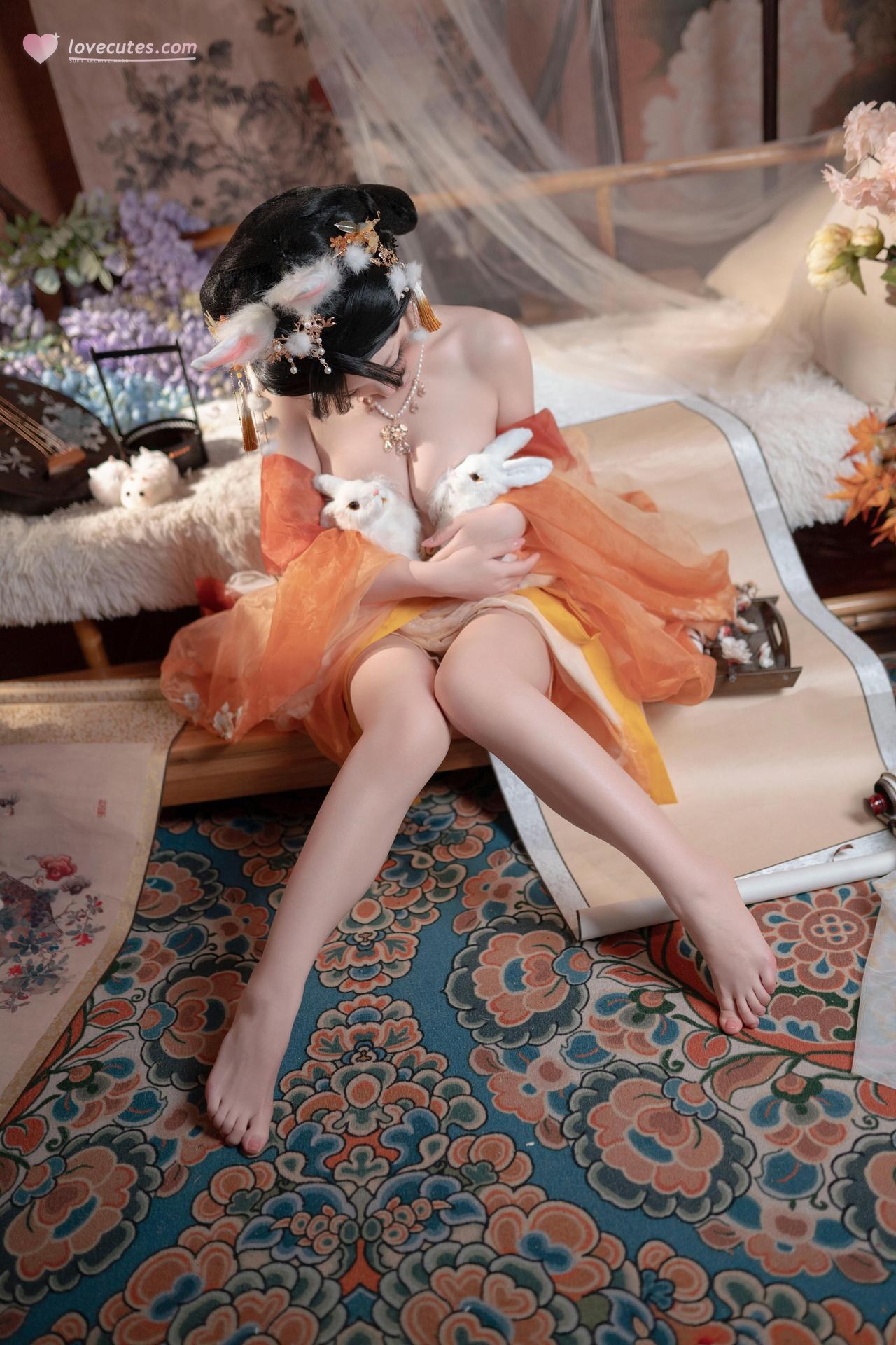 [私房] Bangni邦尼 - เทศกาลไหว้พระจันทร์ กระต่ายหยก: กระโปรงผ้าชีฟองสีส้ม หูกระต่าย ชุดเซ็ตส่วนตัวเทศกาลไหว้พระจันทร์ ขาเรียวยาวโดดเด่น 88P7V