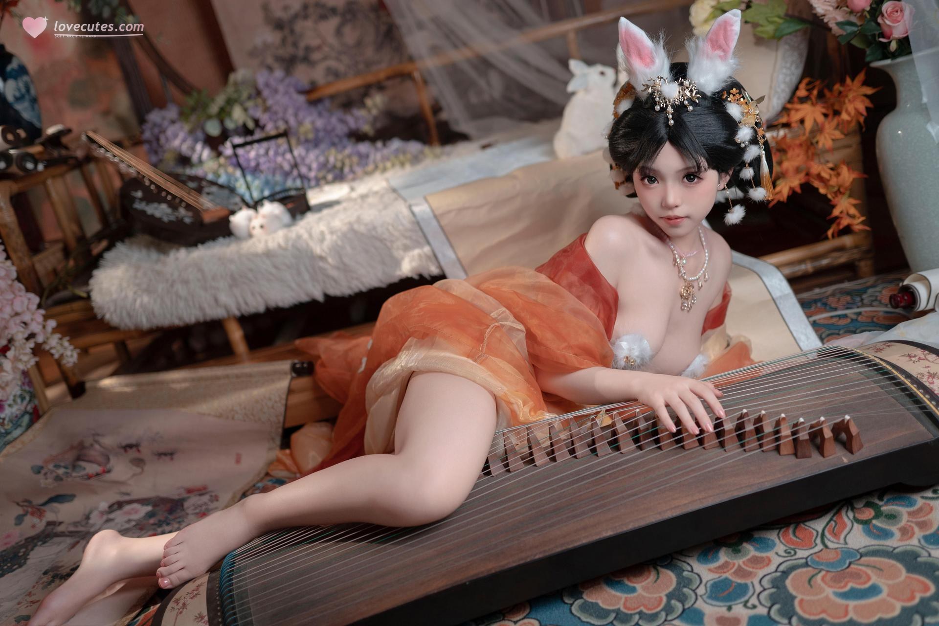 [私房] Bangni邦尼 - เทศกาลไหว้พระจันทร์ กระต่ายหยก: กระโปรงผ้าชีฟองสีส้ม หูกระต่าย ชุดเซ็ตส่วนตัวเทศกาลไหว้พระจันทร์ ขาเรียวยาวโดดเด่น 88P7V