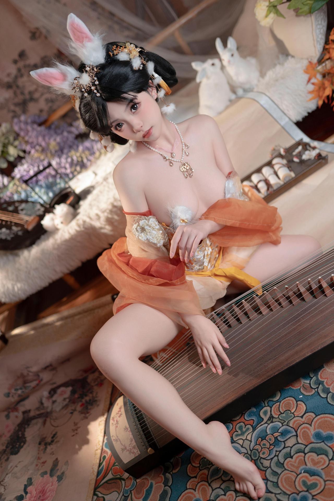[私房] Bangni邦尼 - เทศกาลไหว้พระจันทร์ กระต่ายหยก: กระโปรงผ้าชีฟองสีส้ม หูกระต่าย ชุดเซ็ตส่วนตัวเทศกาลไหว้พระจันทร์ ขาเรียวยาวโดดเด่น 88P7V