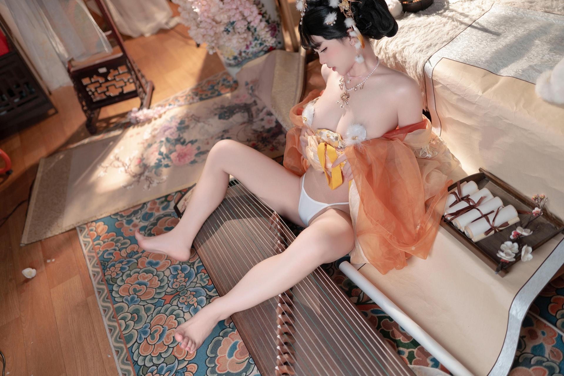 [私房] Bangni邦尼 - เทศกาลไหว้พระจันทร์ กระต่ายหยก: กระโปรงผ้าชีฟองสีส้ม หูกระต่าย ชุดเซ็ตส่วนตัวเทศกาลไหว้พระจันทร์ ขาเรียวยาวโดดเด่น 88P7V