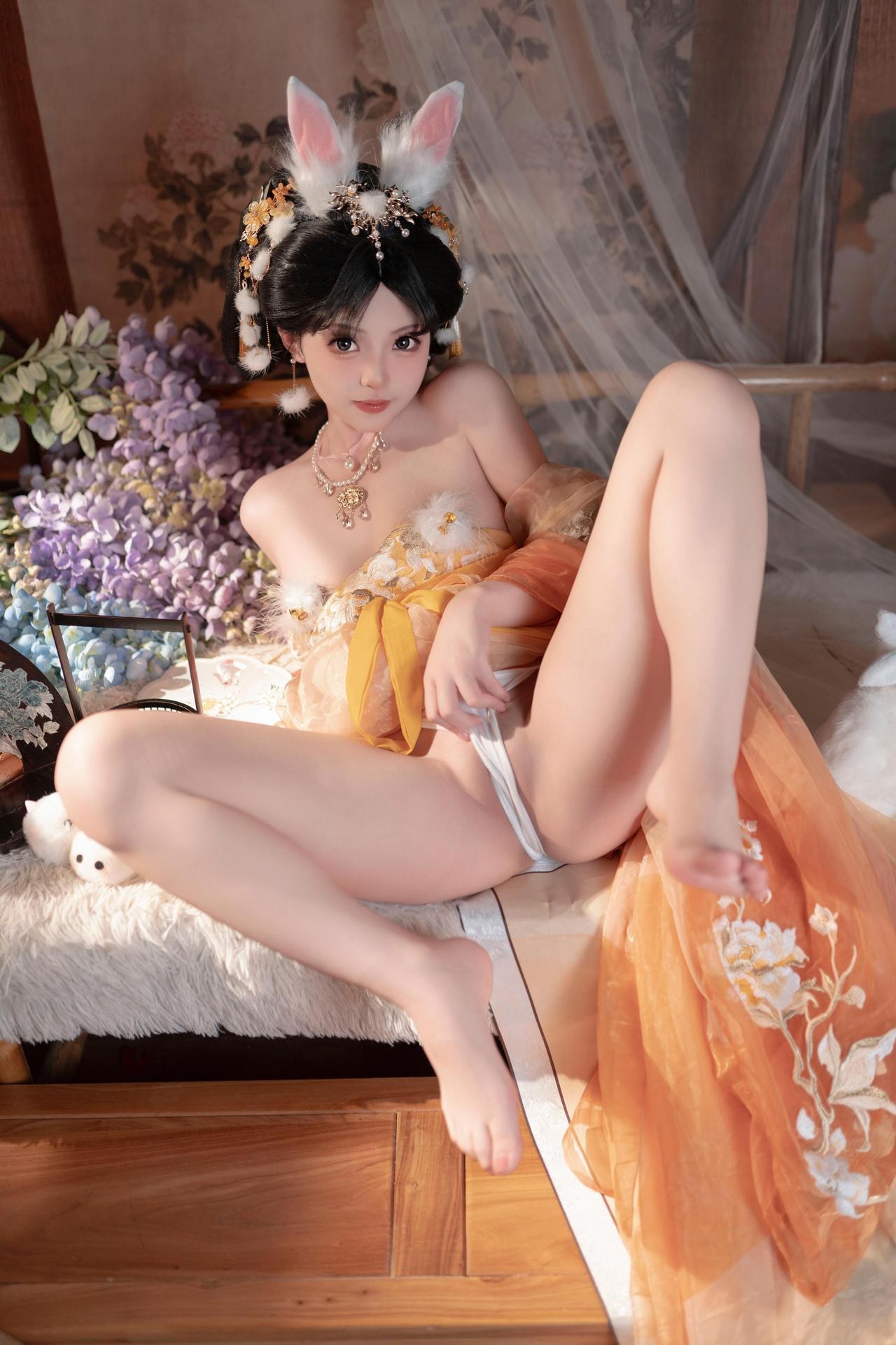 [私房] Bangni邦尼 - เทศกาลไหว้พระจันทร์ กระต่ายหยก: กระโปรงผ้าชีฟองสีส้ม หูกระต่าย ชุดเซ็ตส่วนตัวเทศกาลไหว้พระจันทร์ ขาเรียวยาวโดดเด่น 88P7V
