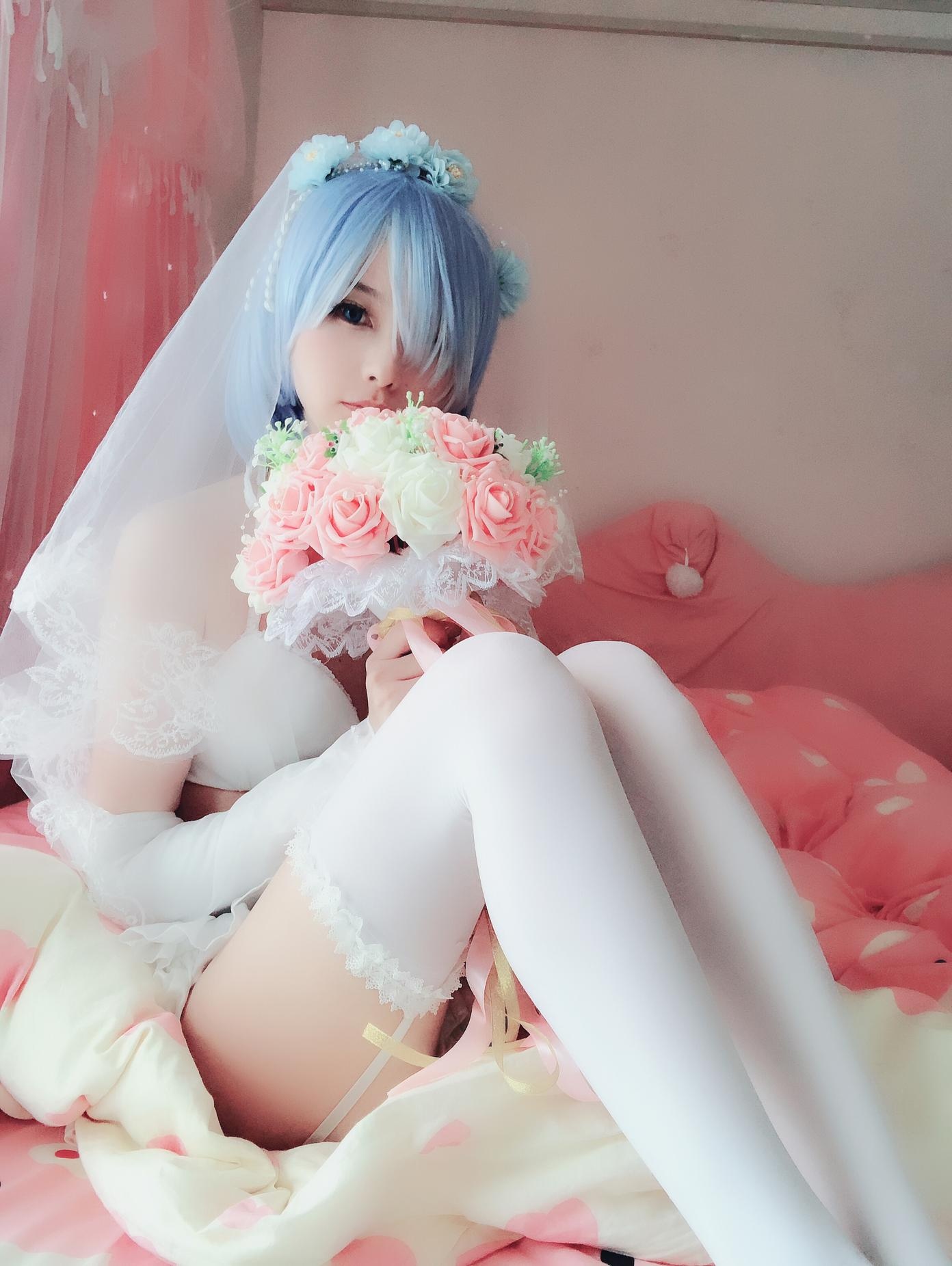[cosplay] 习呆呆 - ชุดเจ้าสาวเรม: ชุดเจ้าสาวถุงน่องขาว โชว์จุก สเกลใหญ่สมจริง 50P2V