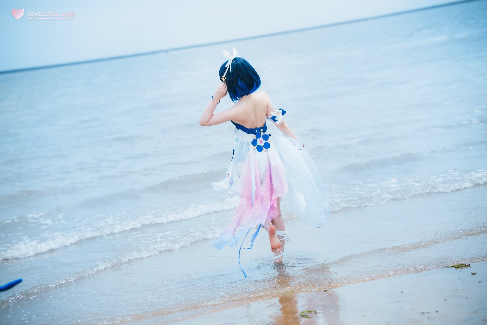 [cosplay] Seele麦麦 - 希尔彼岸浪花物语·海滩：蓝白泳装海滩白丝美腿 72P