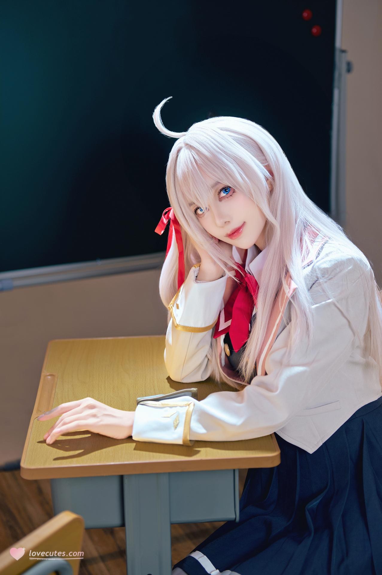[cosplay] Shika小鹿鹿 - 艾莉同学：วิกผมสีขาว ชุดนักเรียนสีขาว ถุงน่องสีขาว ในห้องเรียน 38P
