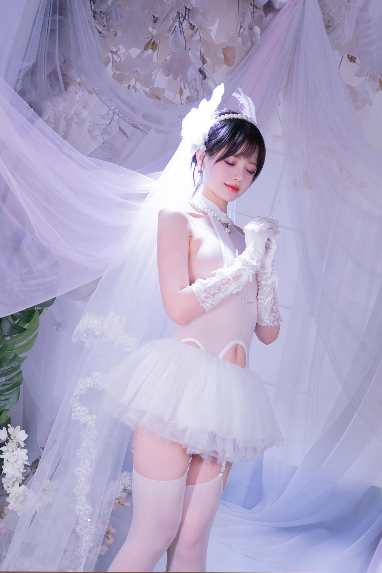 [写真] 星黛鹿鹿 - 白丝花嫁：白纱婚纱白丝柔光私房 50P