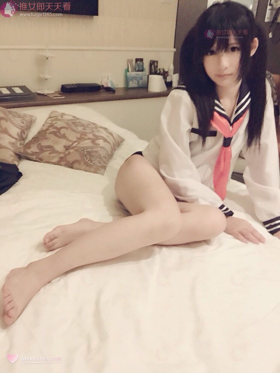 [私房] 习呆呆 - 水手服主題：黑絲雙馬尾露點私拍 37P1V