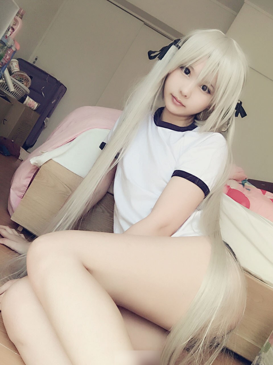 [cosplay] 习呆呆 - 春日野穹体操服：白发长腿露点还原 30P2V