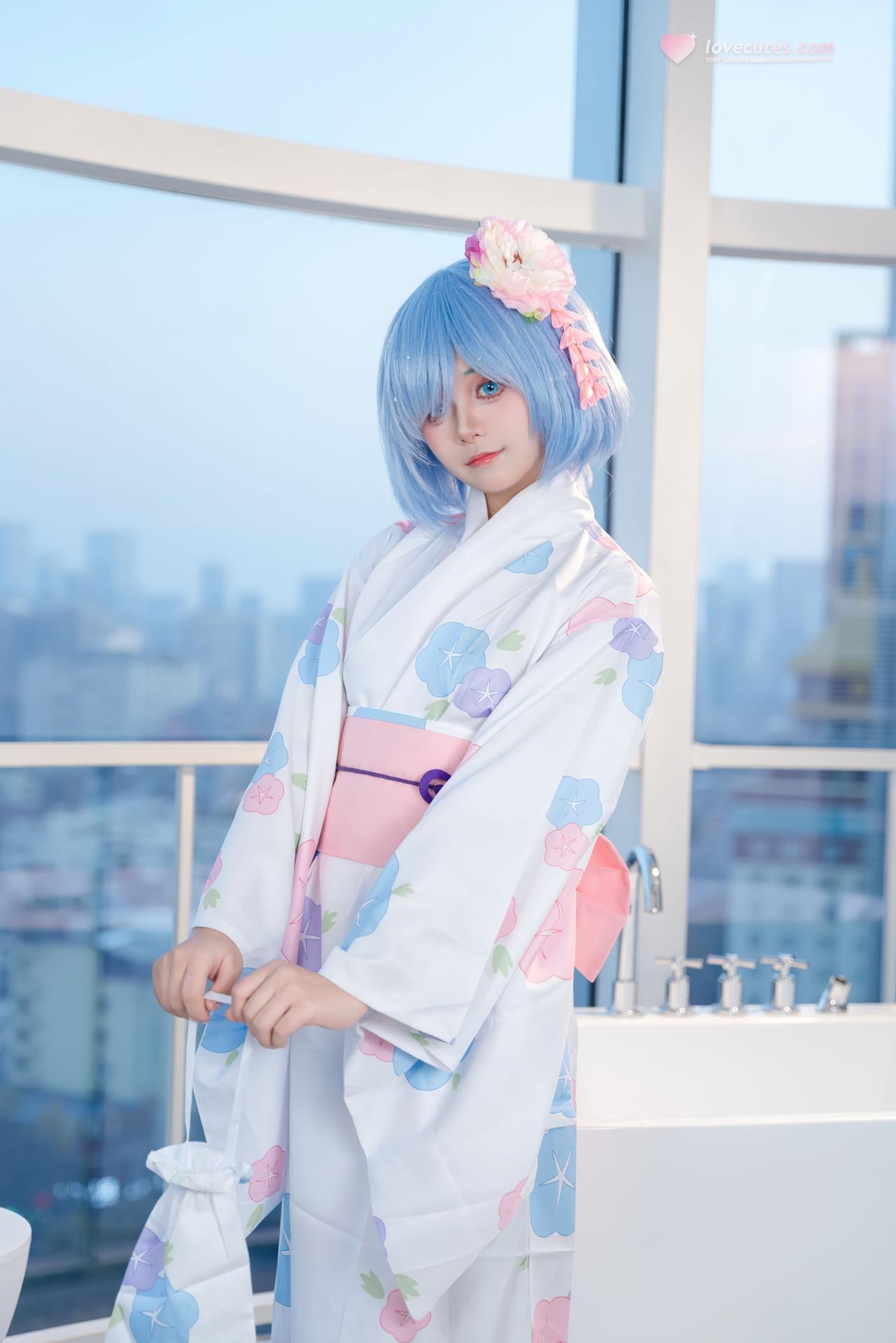 [cosplay] 小羊不吃草 - Re:从零开始的异世界生活 雷姆和服：ผมสีน้ำเงิน ชุดกิโมโนในห้องน้ำ โทนเซ็กซี่ 48P