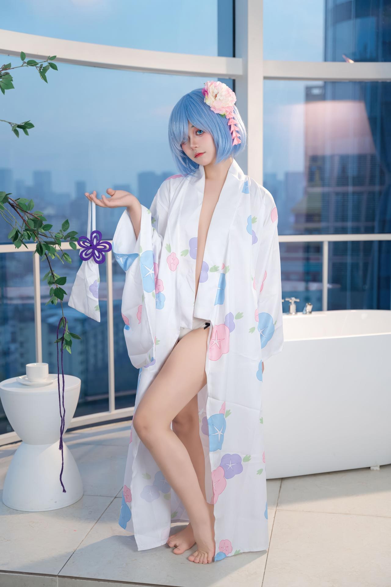[cosplay] 小羊不吃草 - Re:Zero kara Hajimeru Isekai Seikatsu Rem kimono: tóc xanh, kimono tắm lớn 48P