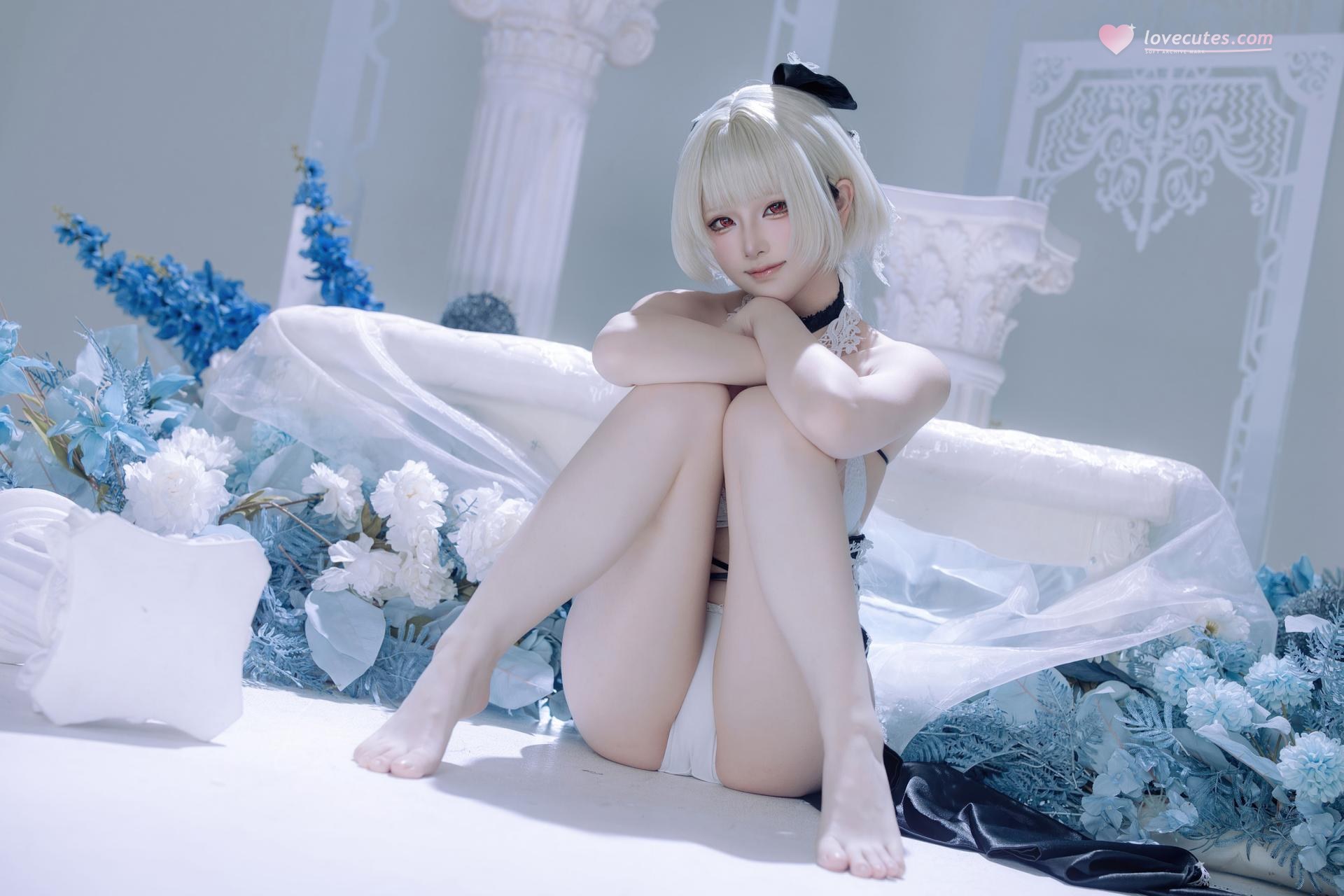 [cosplay] 屿鱼 - 碧蓝航线 可畏 同人礼服：黑白礼服白丝美腿冰蓝布景 63P