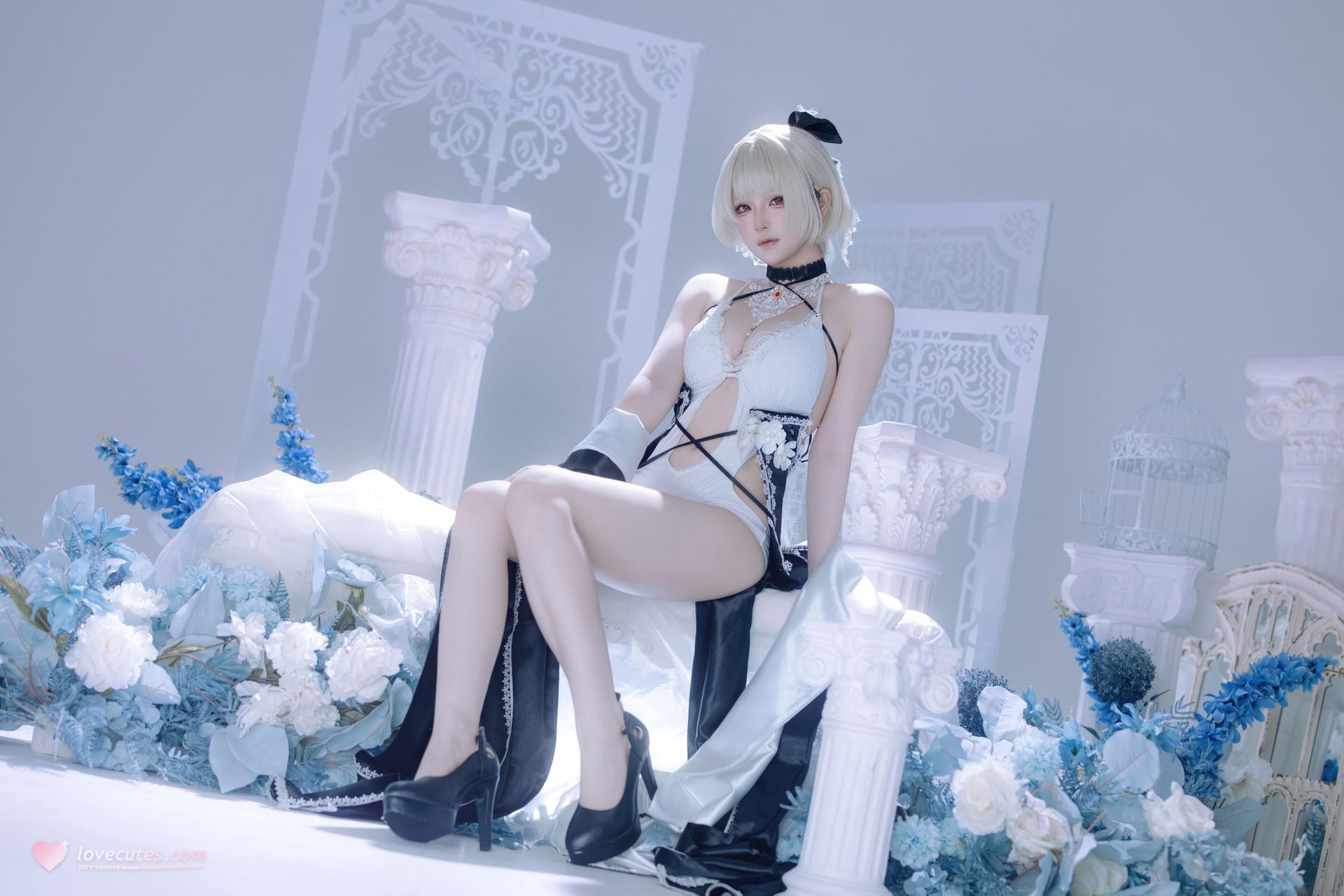 [cosplay] 屿鱼 - 碧蓝航线 可畏 同人礼服：黑白礼服白丝美腿冰蓝布景 63P