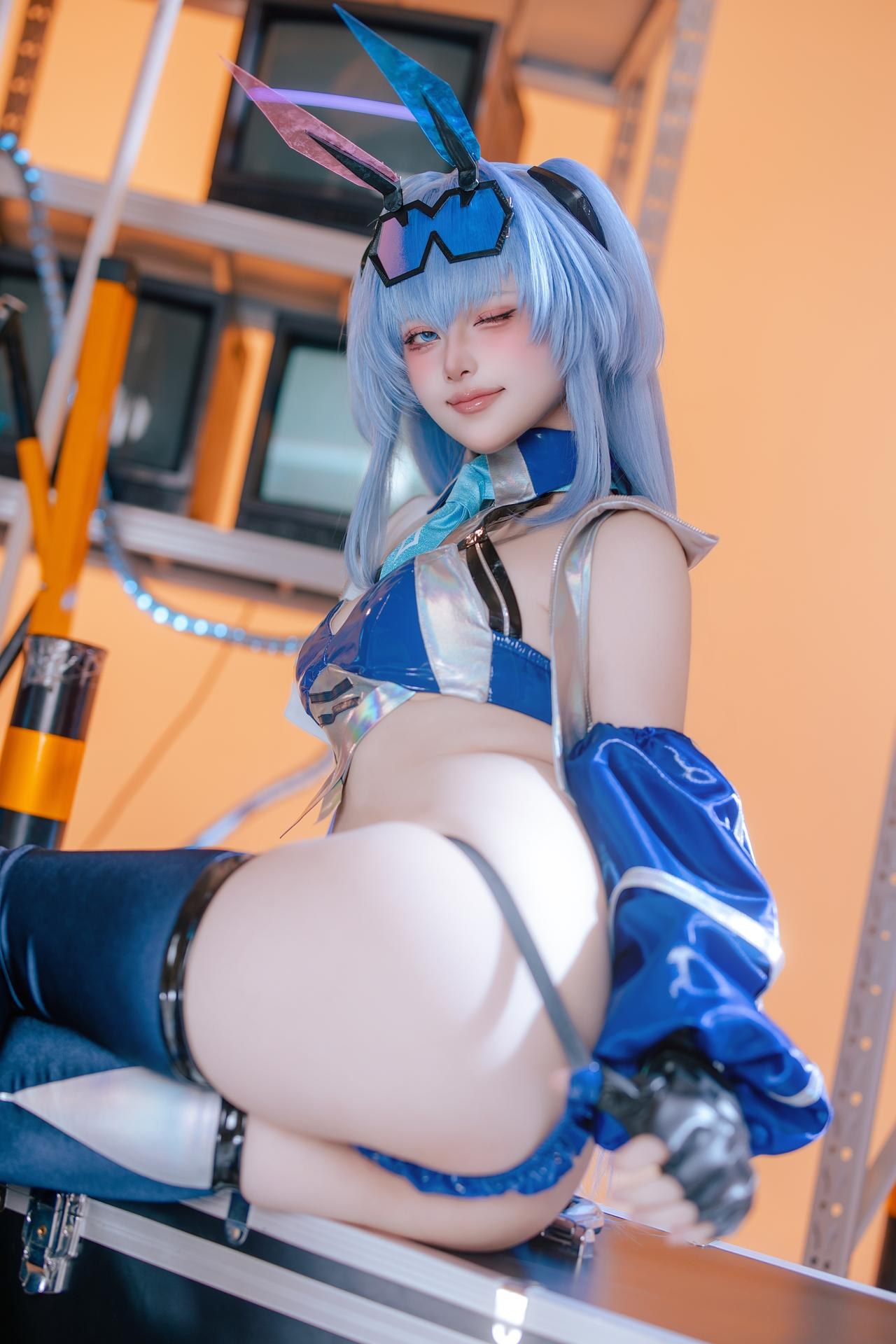 [cosplay] 屿鱼 - 碧蓝航线 花园 ชุดแข่งรถ：ชุดแข่งรถสีน้ำเงิน ฉากมอเตอร์ไซค์ ขาเรียว 82P