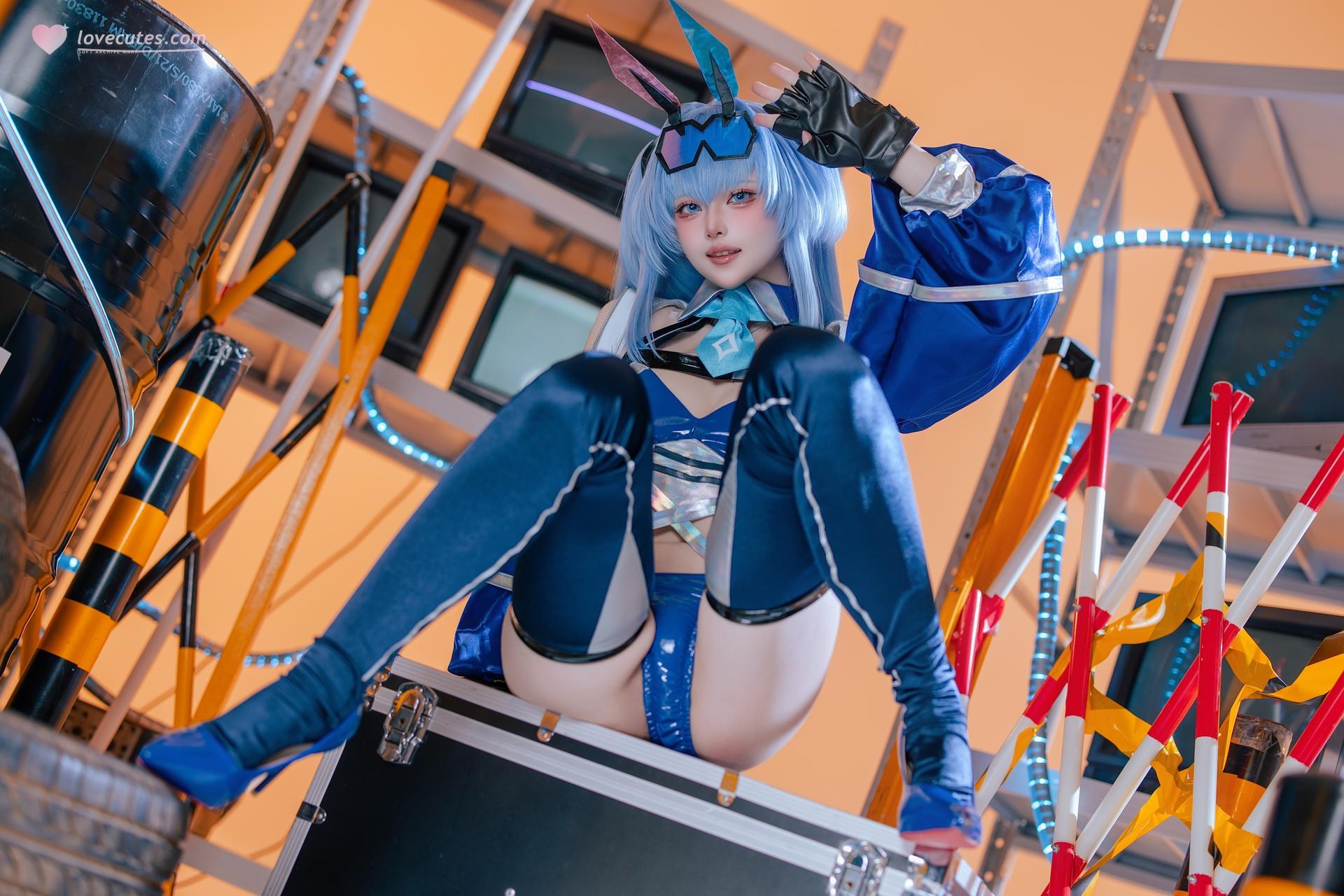 [cosplay] 屿鱼 - 碧蓝航线 花园 ชุดแข่งรถ：ชุดแข่งรถสีน้ำเงิน ฉากมอเตอร์ไซค์ ขาเรียว 82P
