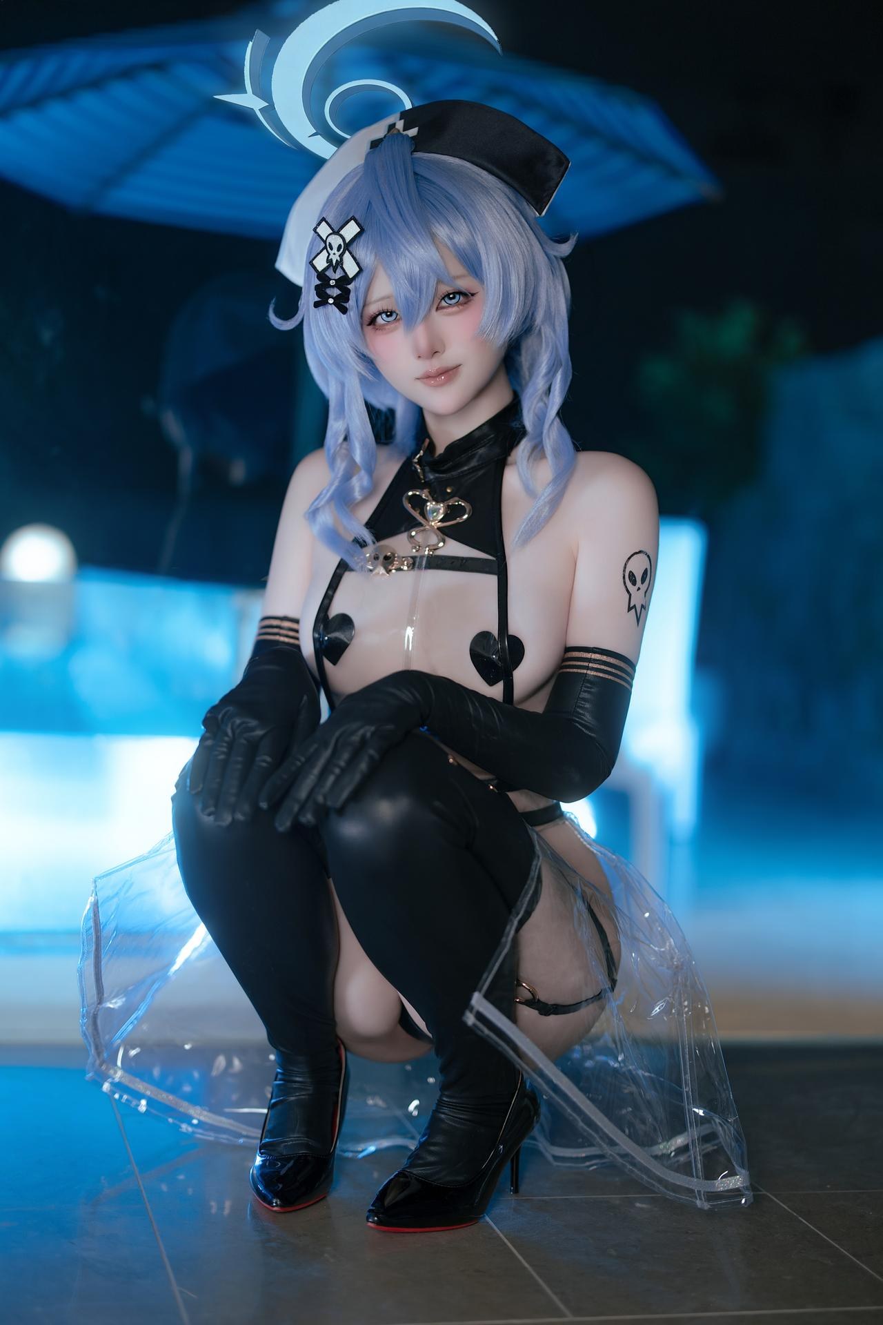 [cosplay] 屿鱼 - Blue Archive อาโกะ โดจินชุดพยาบาลโปร่งใส: ผมสีฟ้า ชุดพยาบาลโปร่งใส ถุงน่องสีดำ 31P