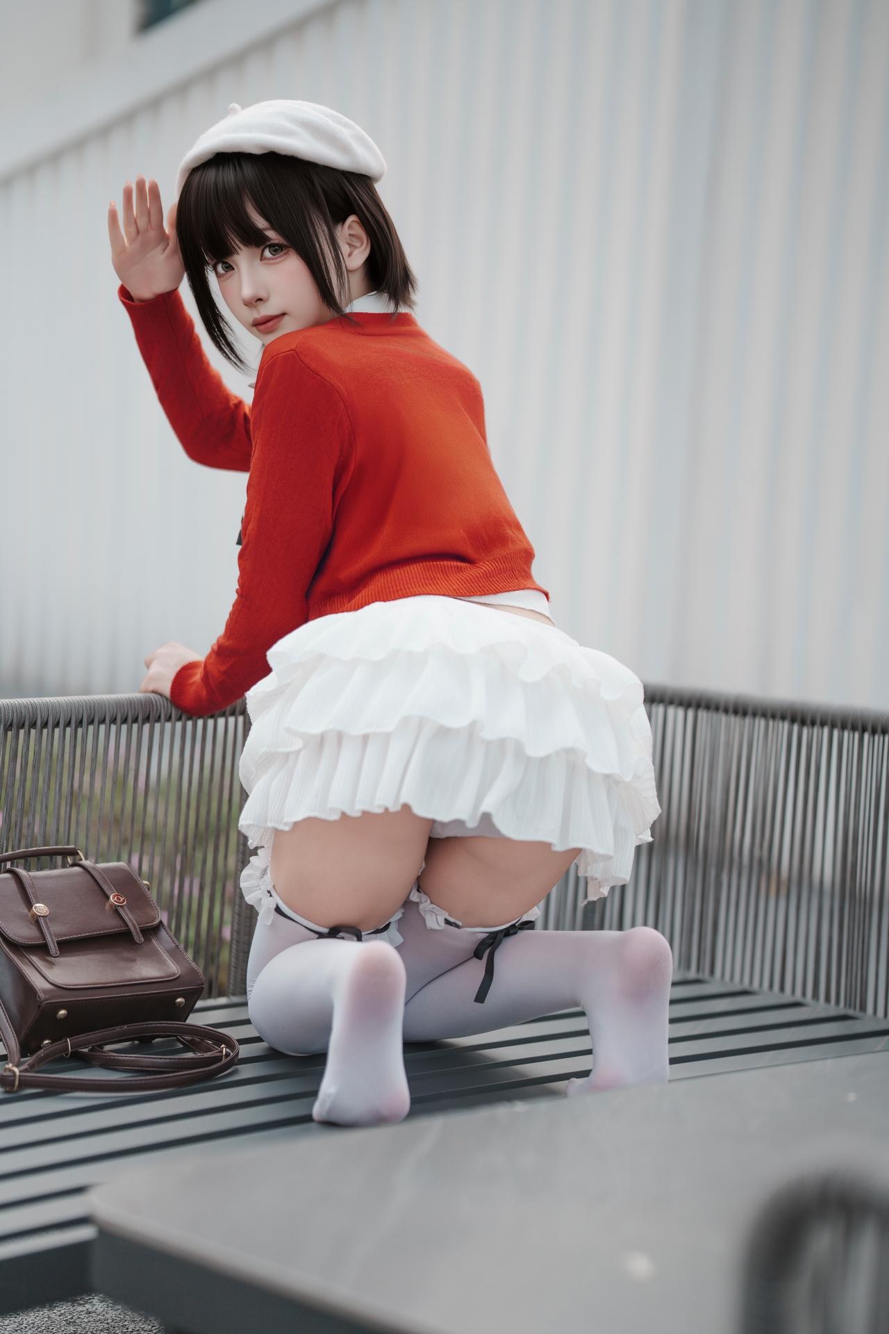 [写真] Bangni邦尼 - 春日遊：赤いカーディガン、白いスカート、白いストッキングの屋外写真 82P8V