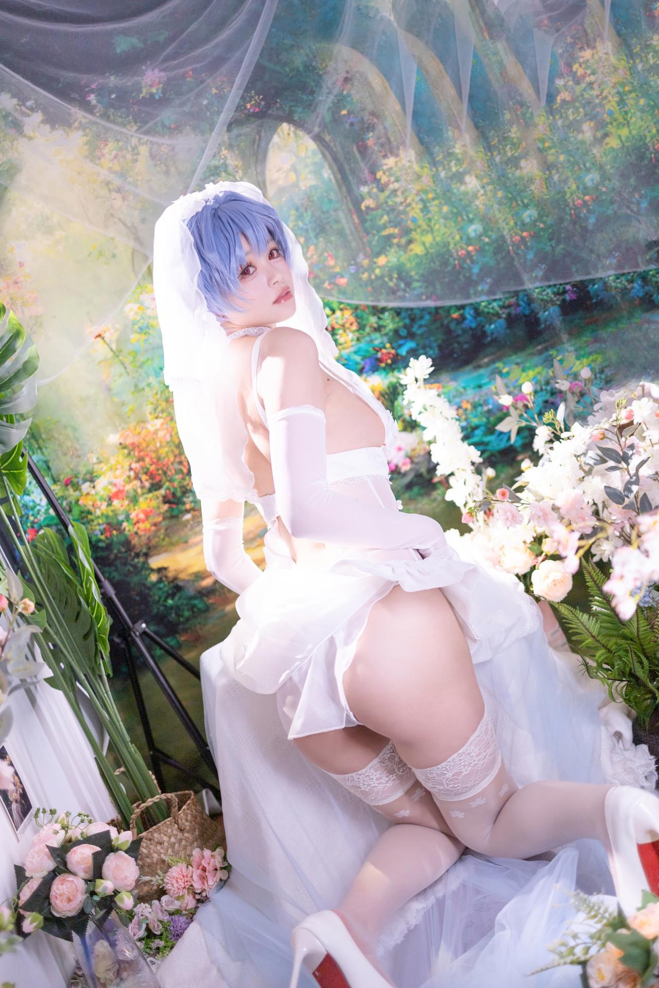 [cosplay] 星黛鹿鹿 - EVA 綾波レイ花嫁：青髪白ヴェール花嫁白ストッキング 52P