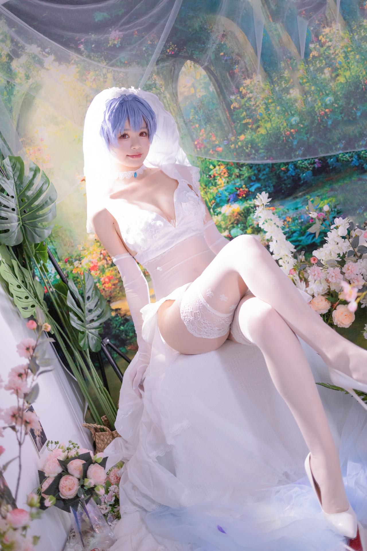 [cosplay] 星黛鹿鹿 - EVA 綾波レイ花嫁：青髪白ヴェール花嫁白ストッキング 52P