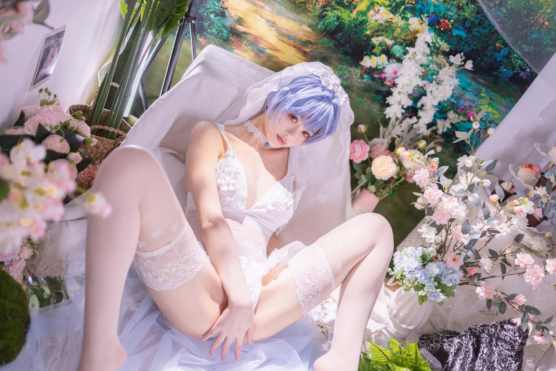 [cosplay] 星黛鹿鹿 - EVA 綾波レイ花嫁：青髪白ヴェール花嫁白ストッキング 52P