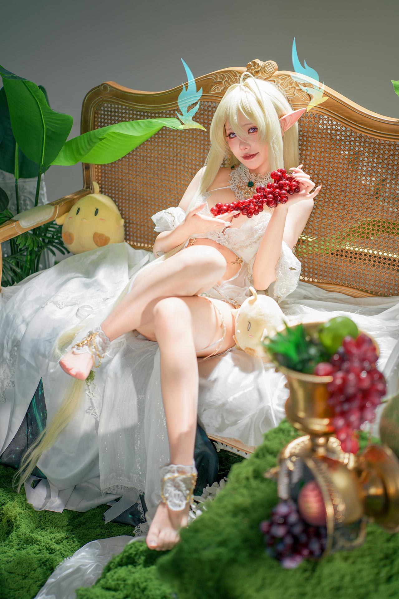 [cosplay] 是一只熊仔吗 - 碧蓝航线 金狮: คอสเพลย์ชุดขาวผมทองหน้าอกใหญ่สมจริง 45P