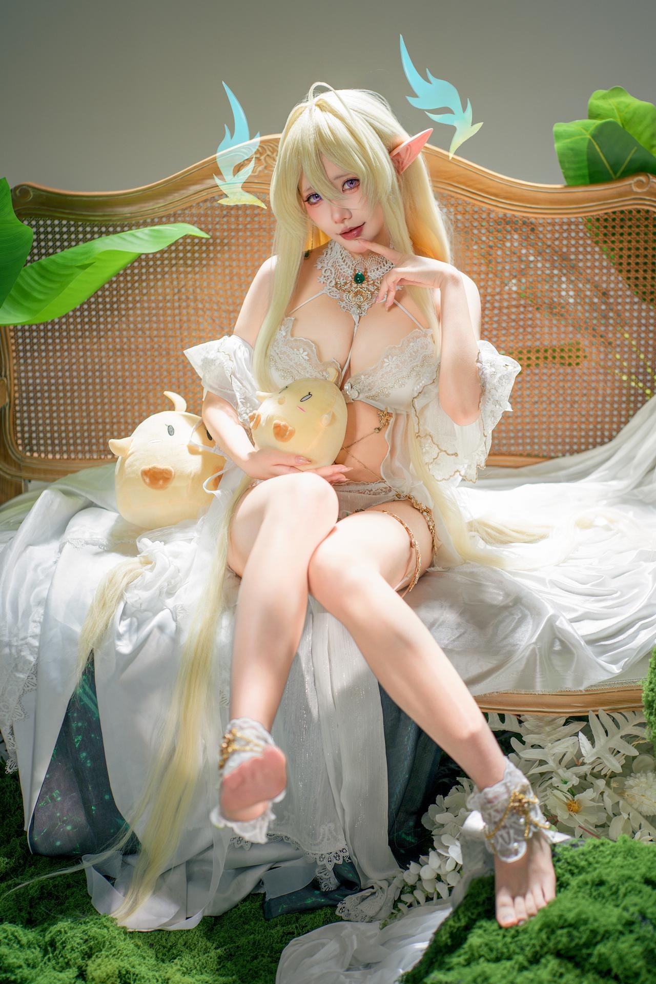 [cosplay] 是一只熊仔吗 - 碧蓝航线 金狮：金发白色礼装巨乳再現 45P