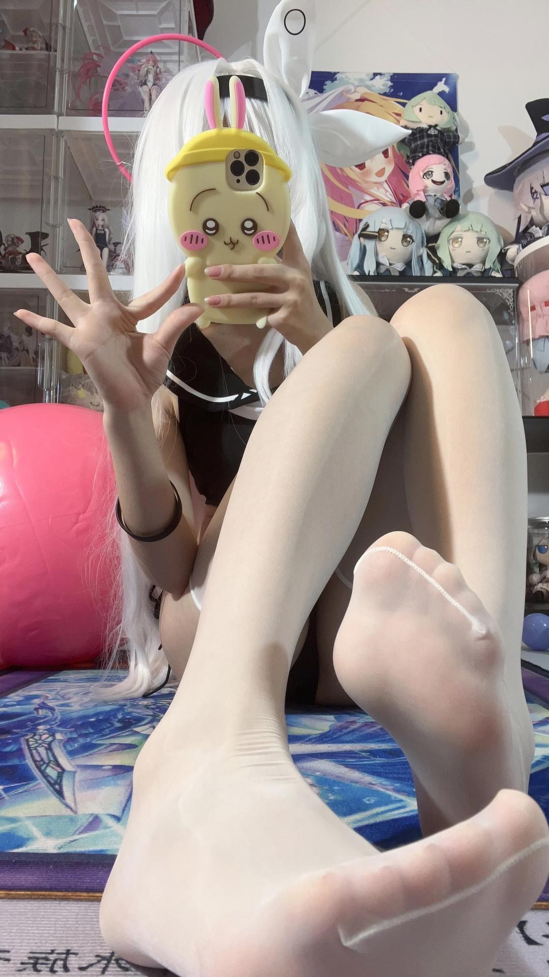 [cosplay] Shirly - Blue Archive Plana Swimsuit: White Hair Black-and-White Swimsuit Long Legs 113P