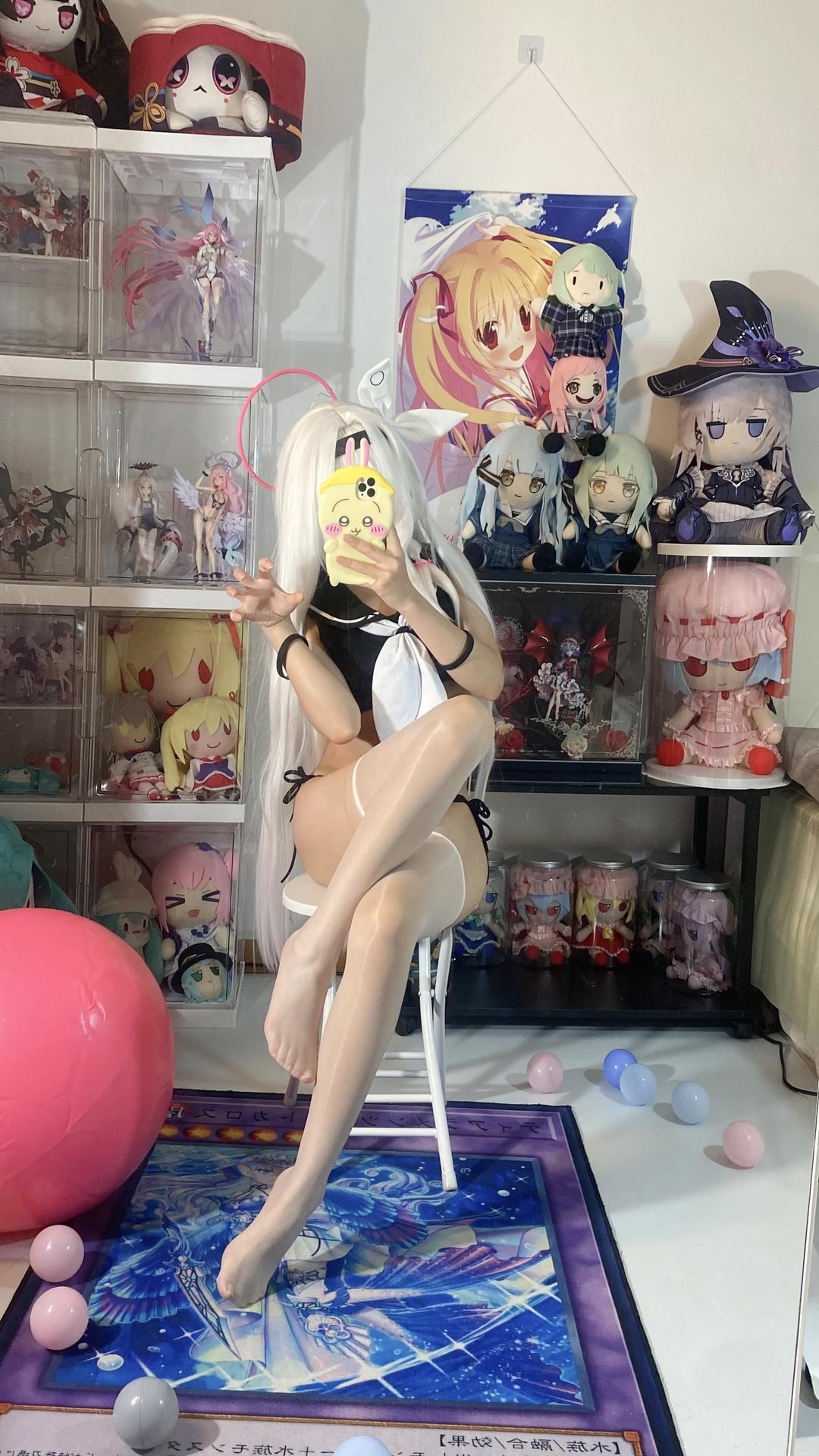 [cosplay] 白栎Shirly - 블루 아카이브 프라나 수영복：백발 흑백 수영복 미다리 113P