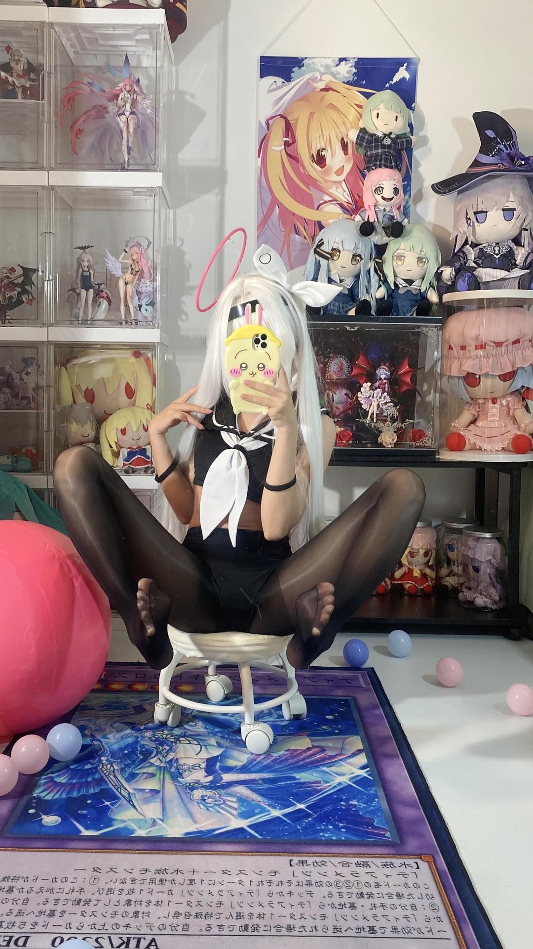 [cosplay] Shirly - Blue Archive Plana Swimsuit: White Hair Black-and-White Swimsuit Long Legs 113P