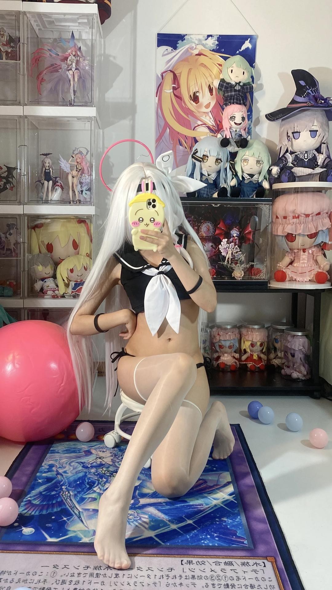 [cosplay] 白栎Shirly - 블루 아카이브 프라나 수영복：백발 흑백 수영복 미다리 113P