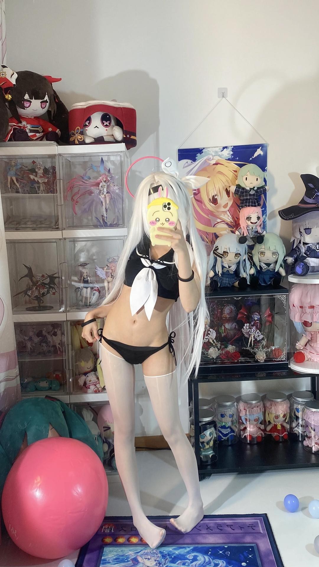 [cosplay] 白栎Shirly - 블루 아카이브 프라나 수영복：백발 흑백 수영복 미다리 113P